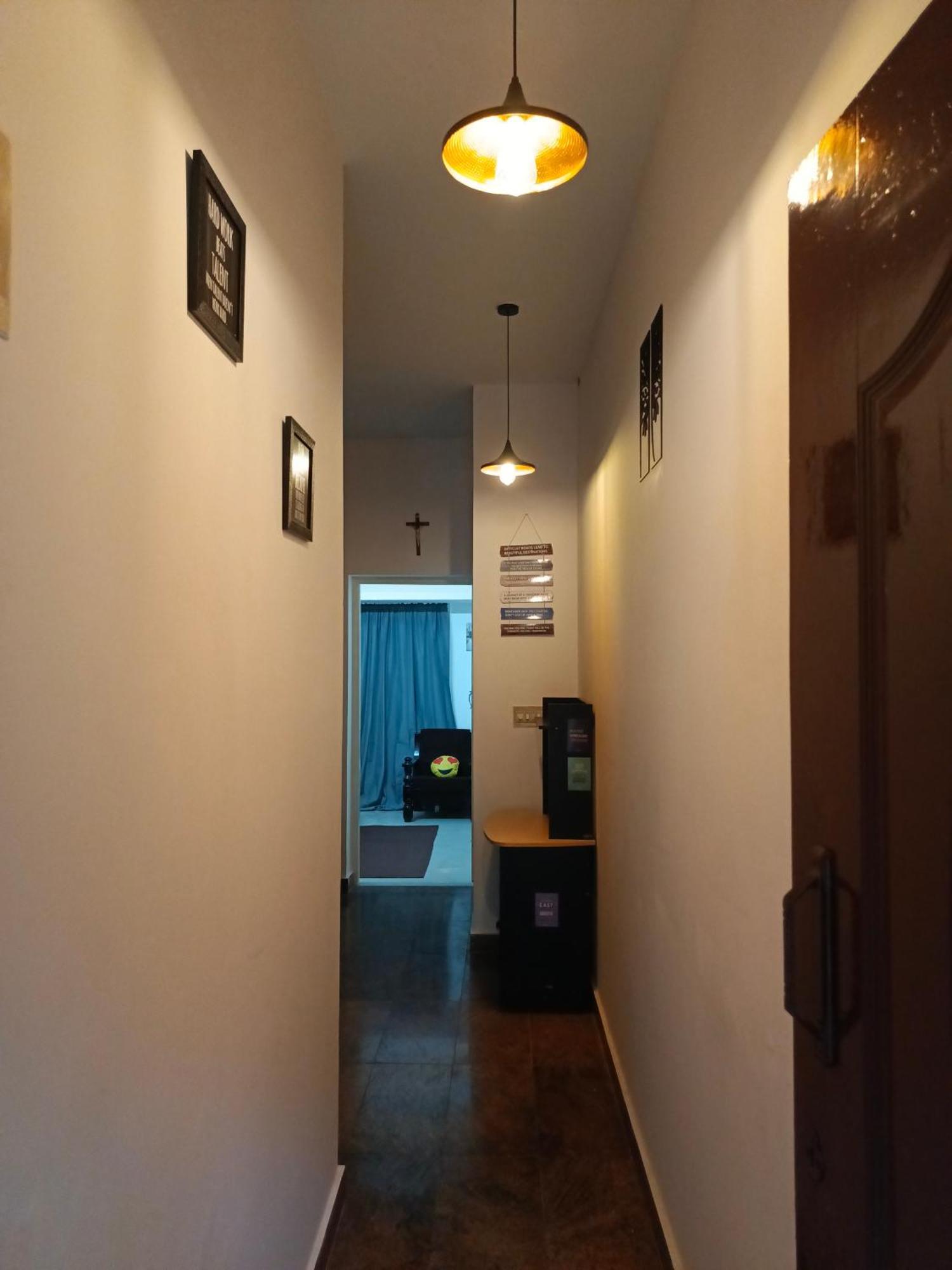 Lloyd Guest house Bangalore