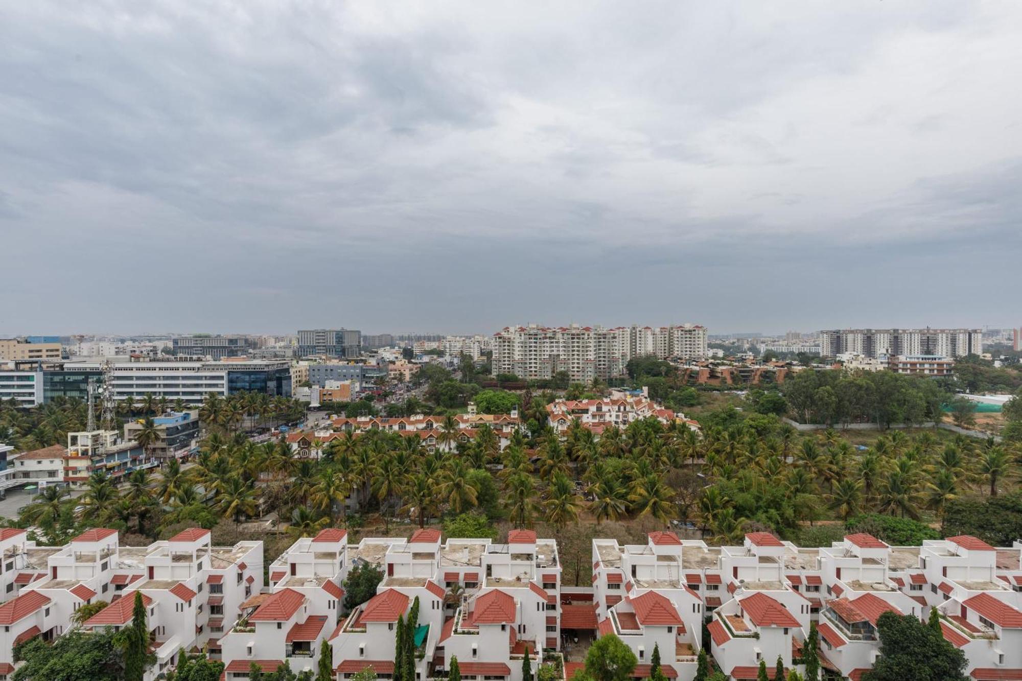 Casa Palazzo By Red Olive Nr Manipal Hospital Apartment