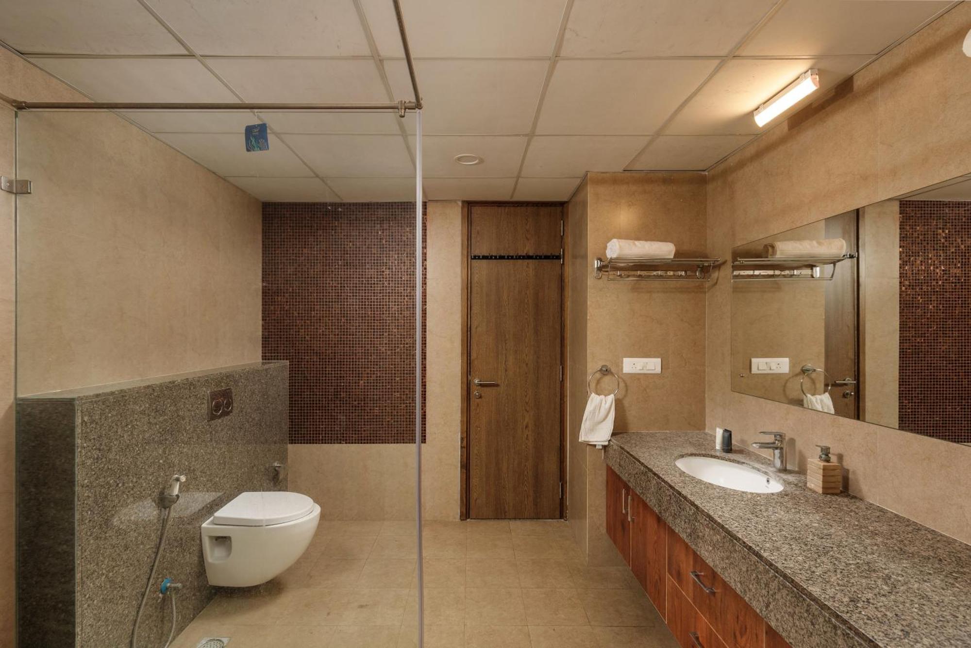 Apartment Casa Palazzo By Red Olive Nr Manipal Hospital *