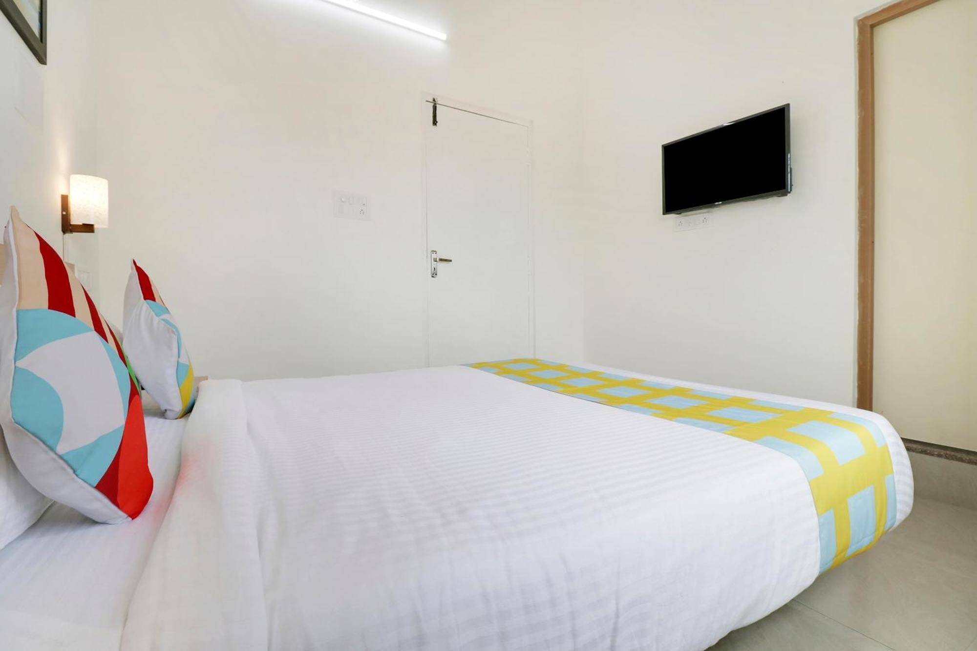 Casa de hóspedes O Leva Homes Near Baiyappanahalli Metro Station 3*