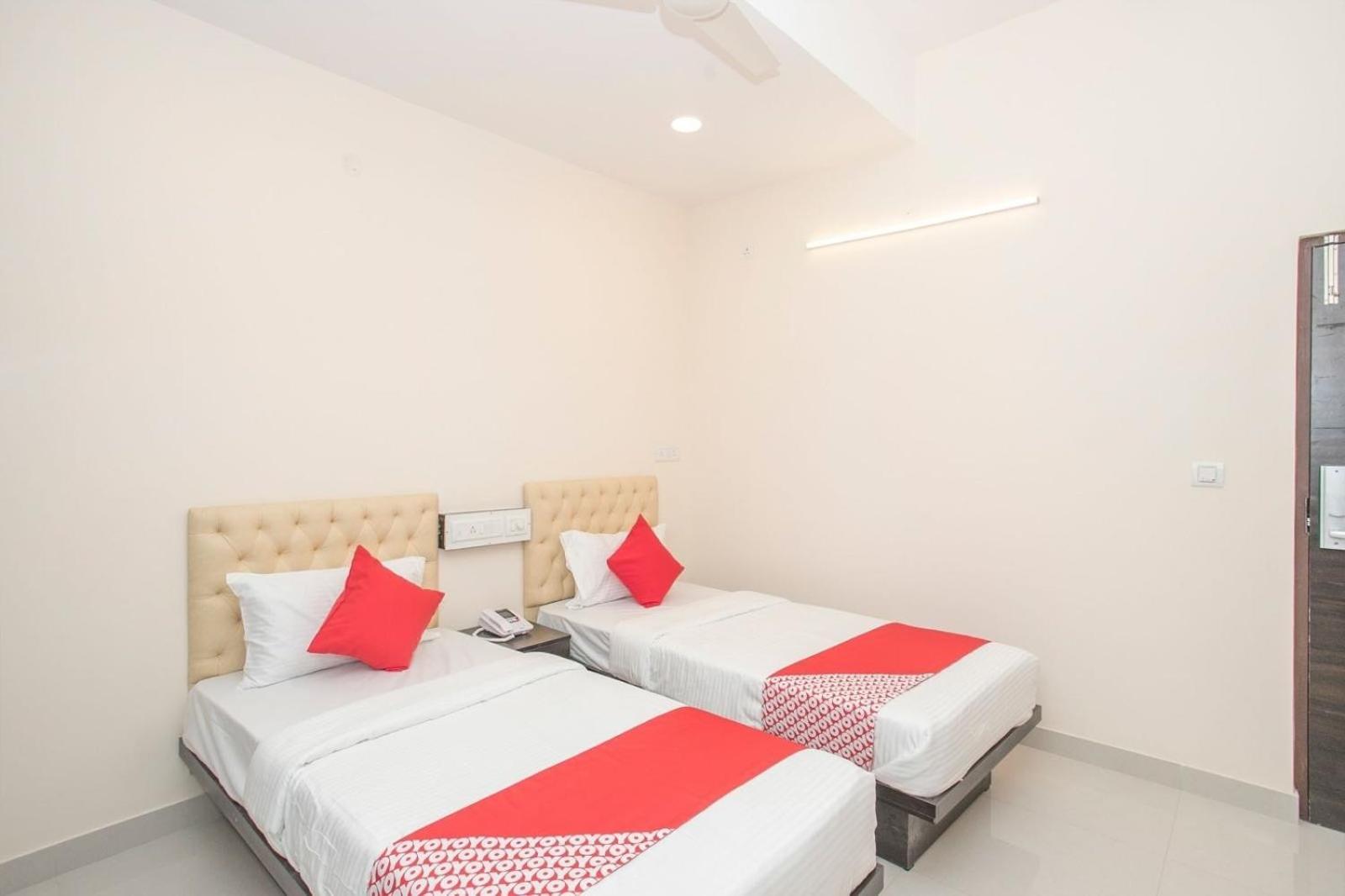Townhouse Leela Park Hbr Layout Hotel 4*