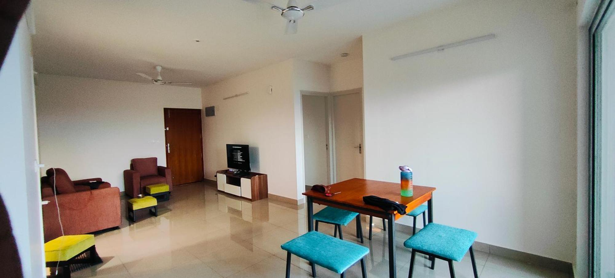 Apartment Mahendra Arya *