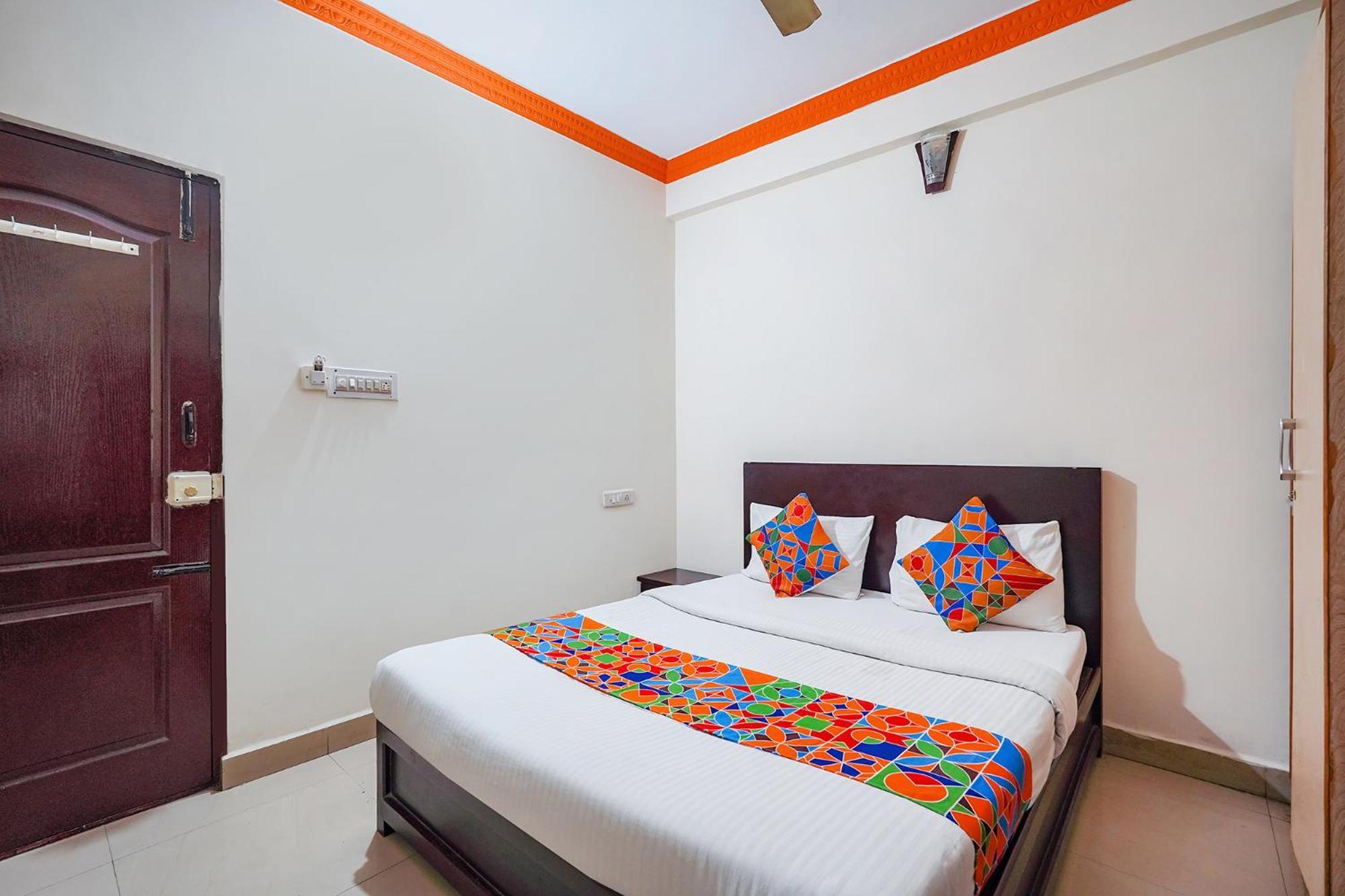 Hotel Fabexpress Century Gardens