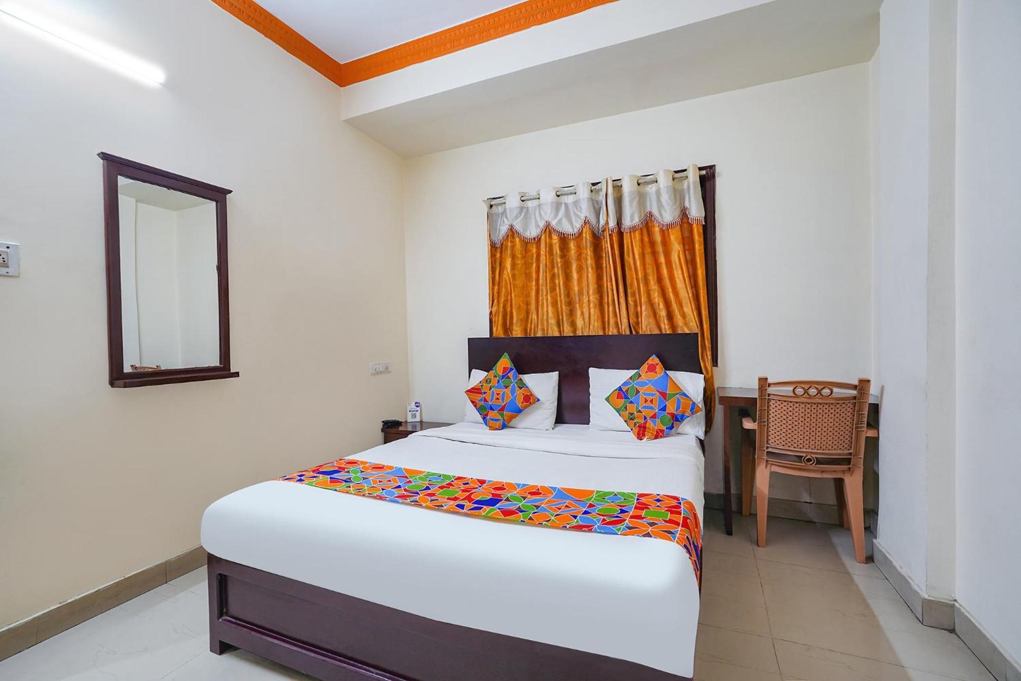 Hotel Fabexpress Century Gardens