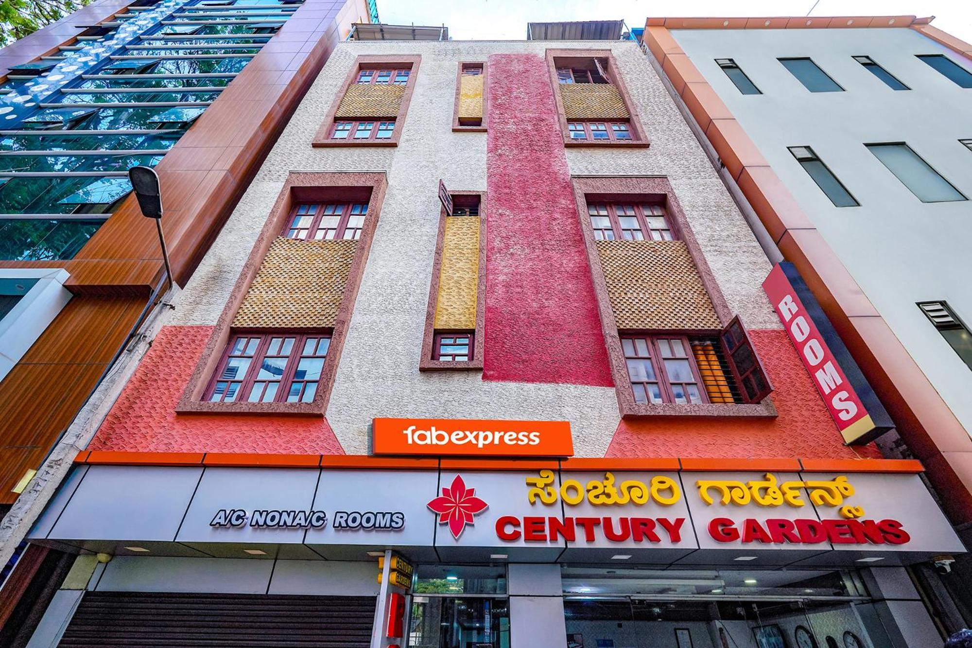 Fabexpress Century Gardens 3*