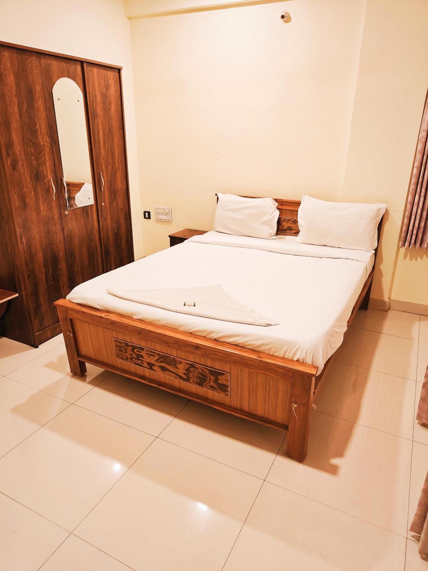 Apartment Ghar No 2b Bangalore