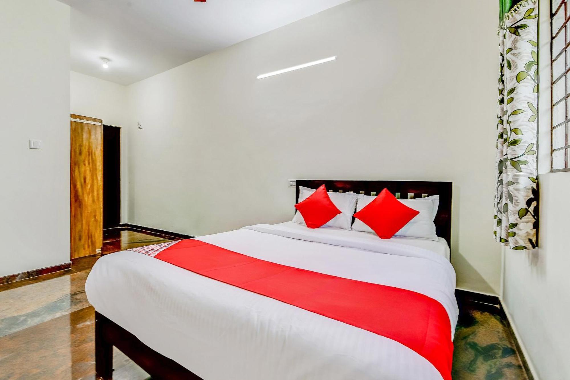 Oyo Royal King 4* Bangalore