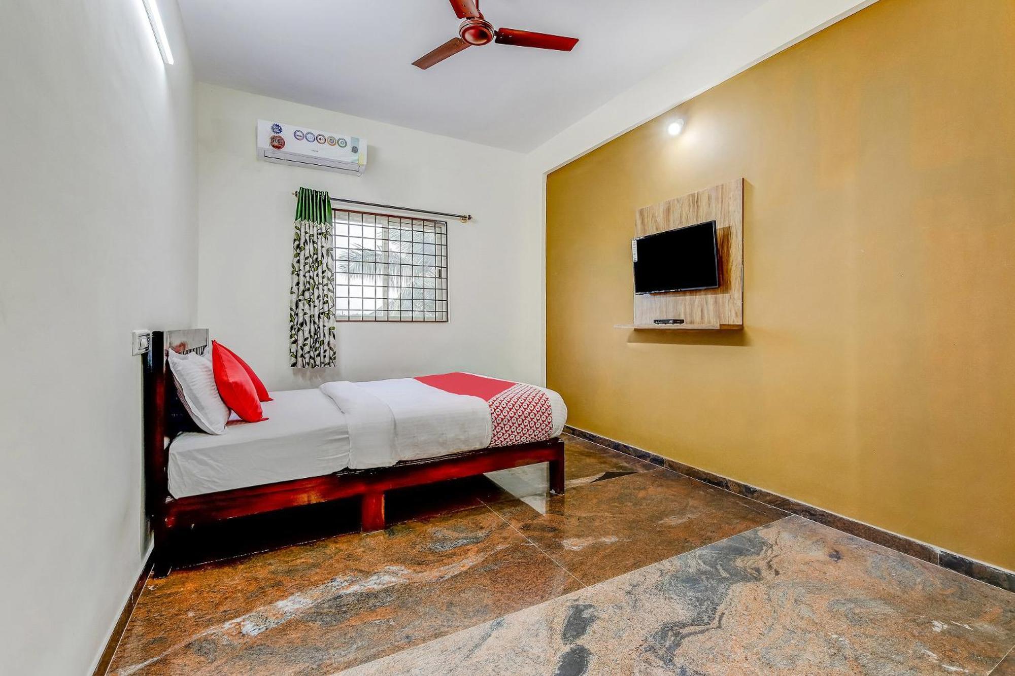 Hotel Oyo Royal King 4*