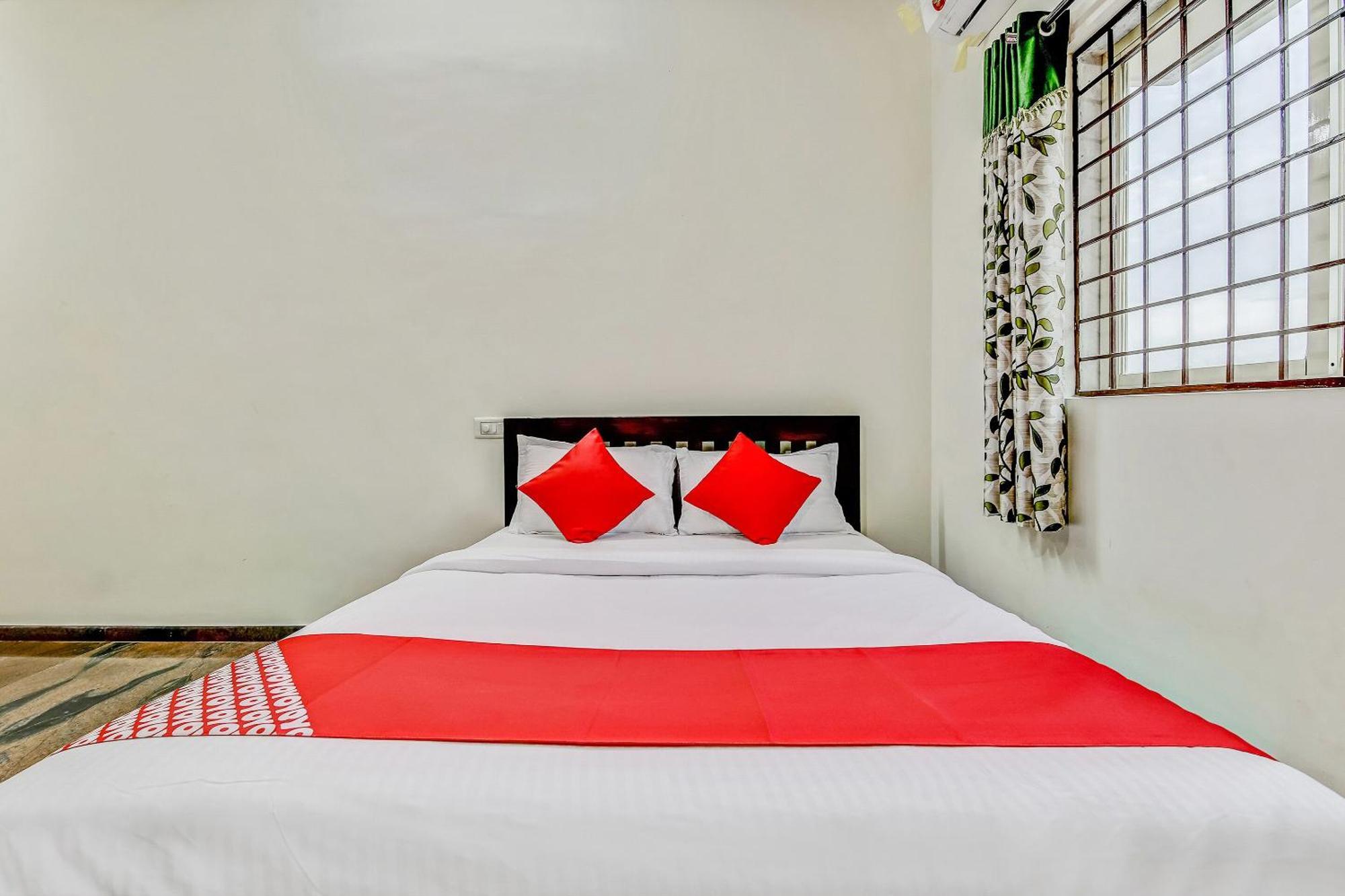 Oyo Royal King 4* Bangalore