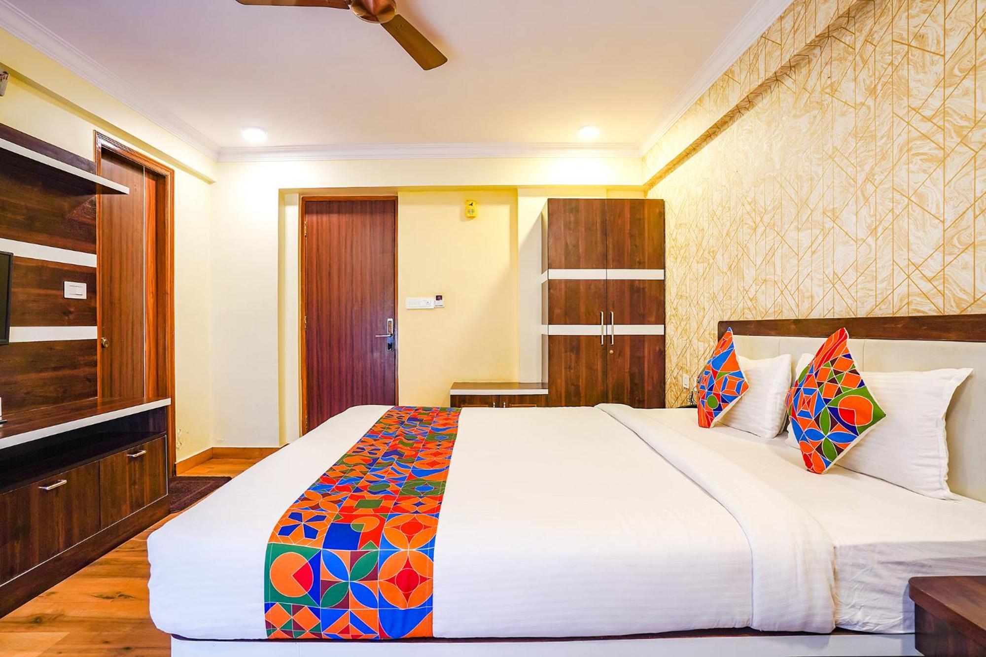 Fabhotel Prime Signature
