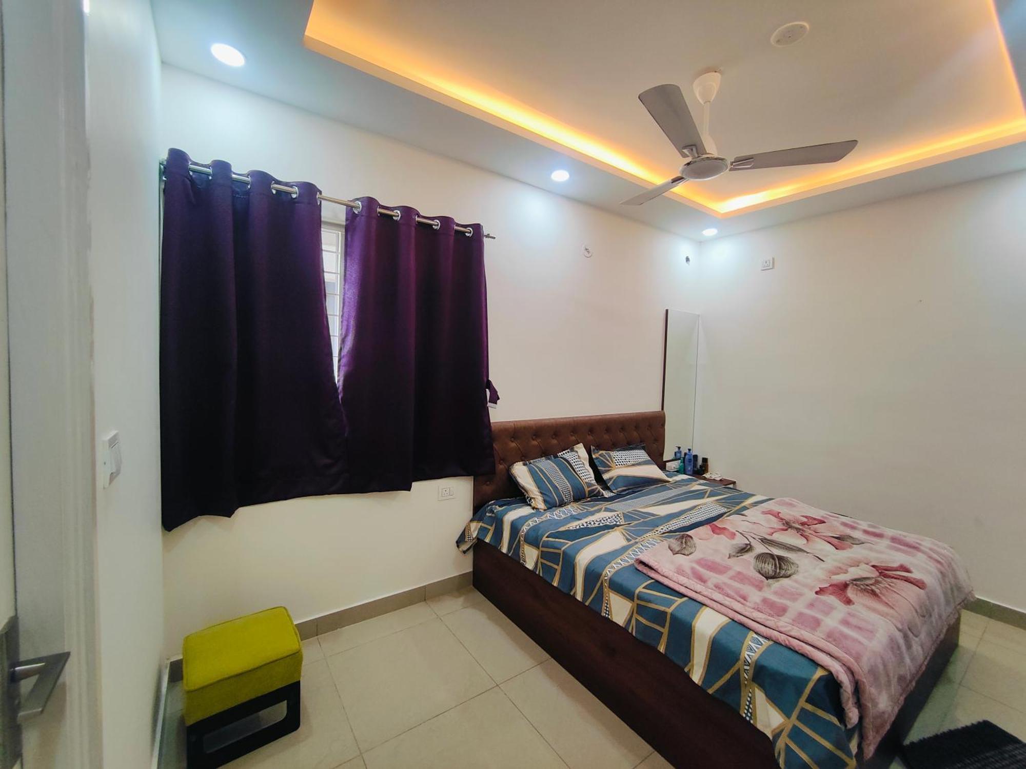 Mahendra Arya Apartment *