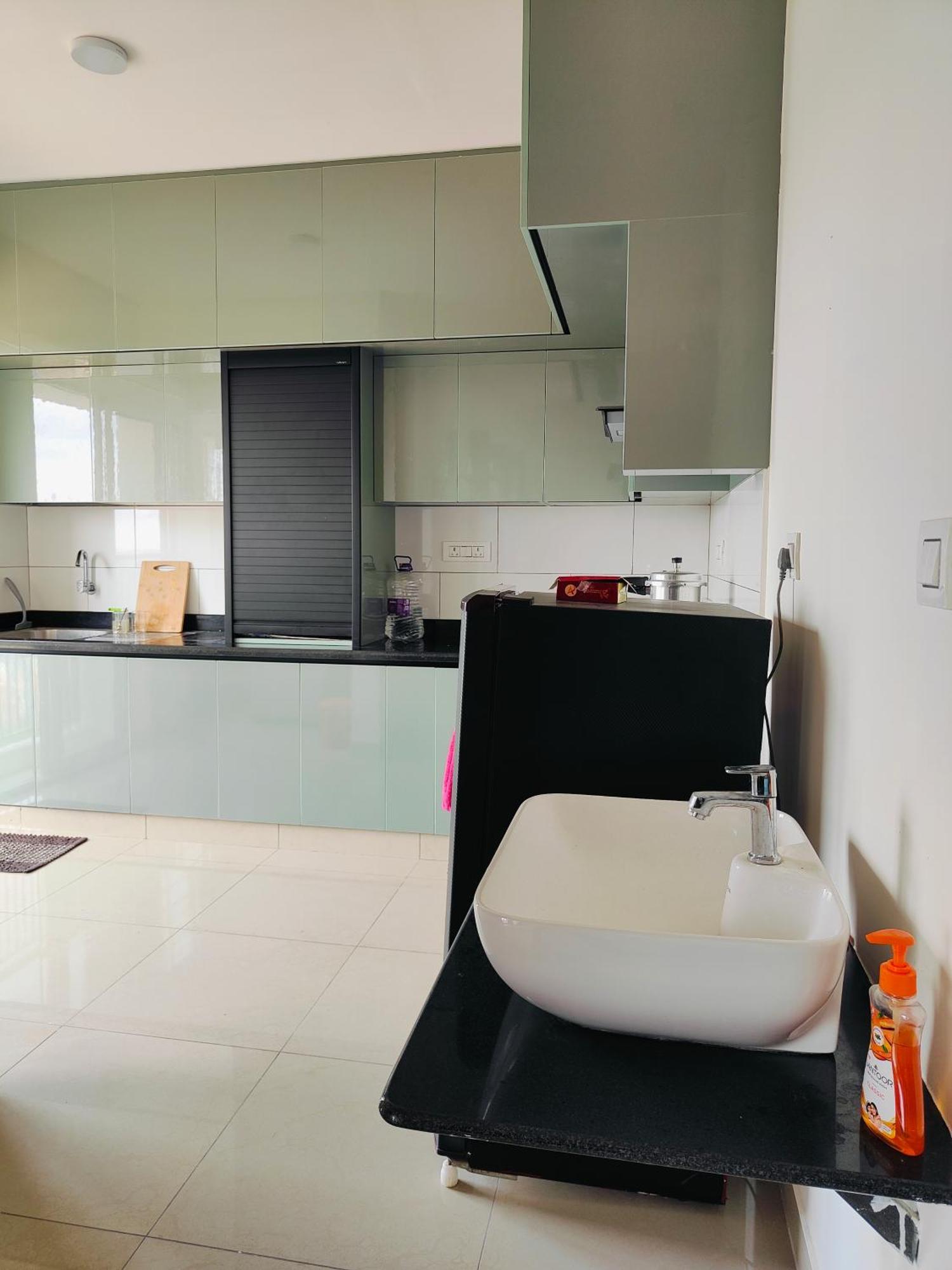 Apartment Mahendra Arya *