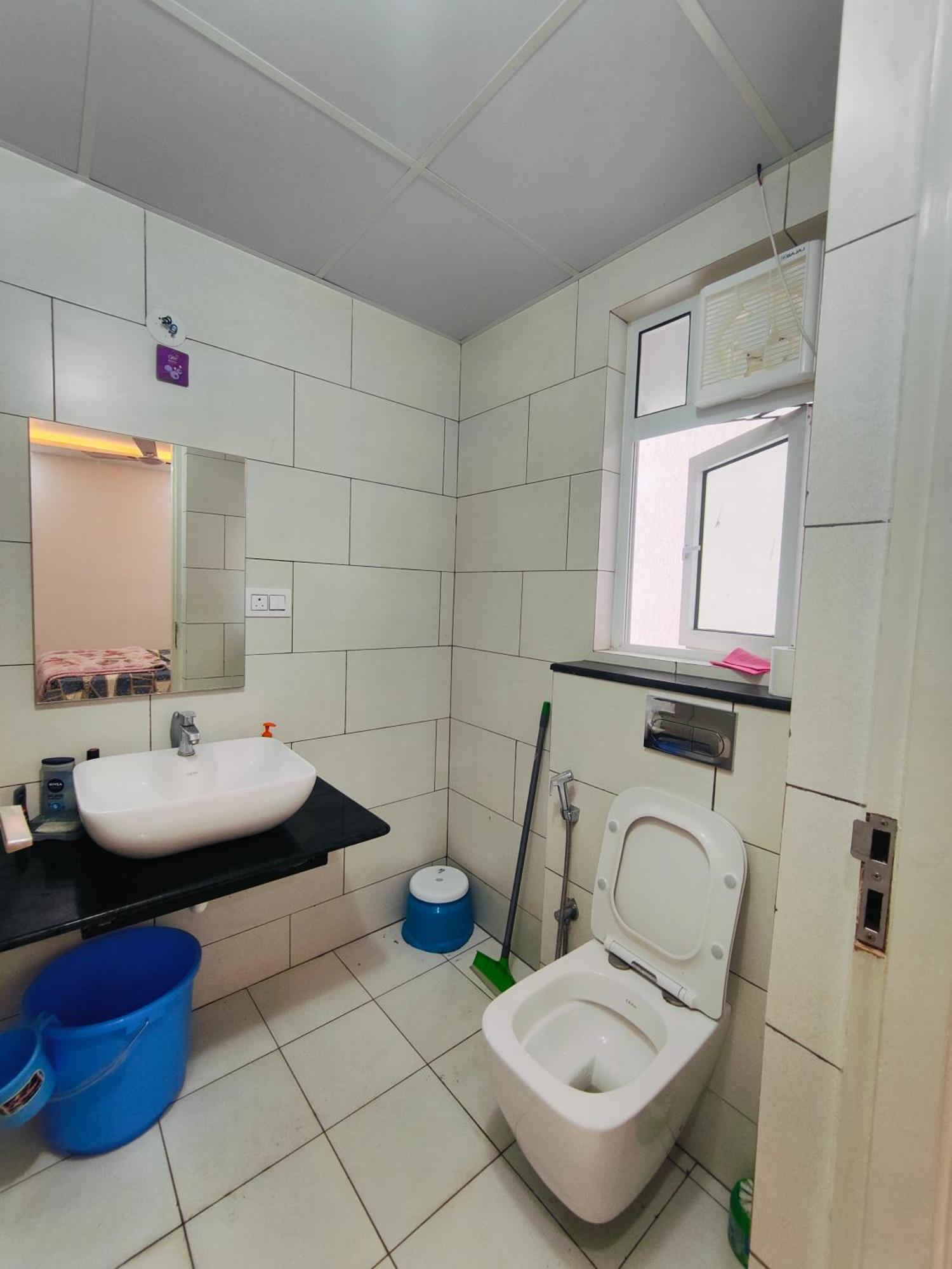 Mahendra Arya Apartment *