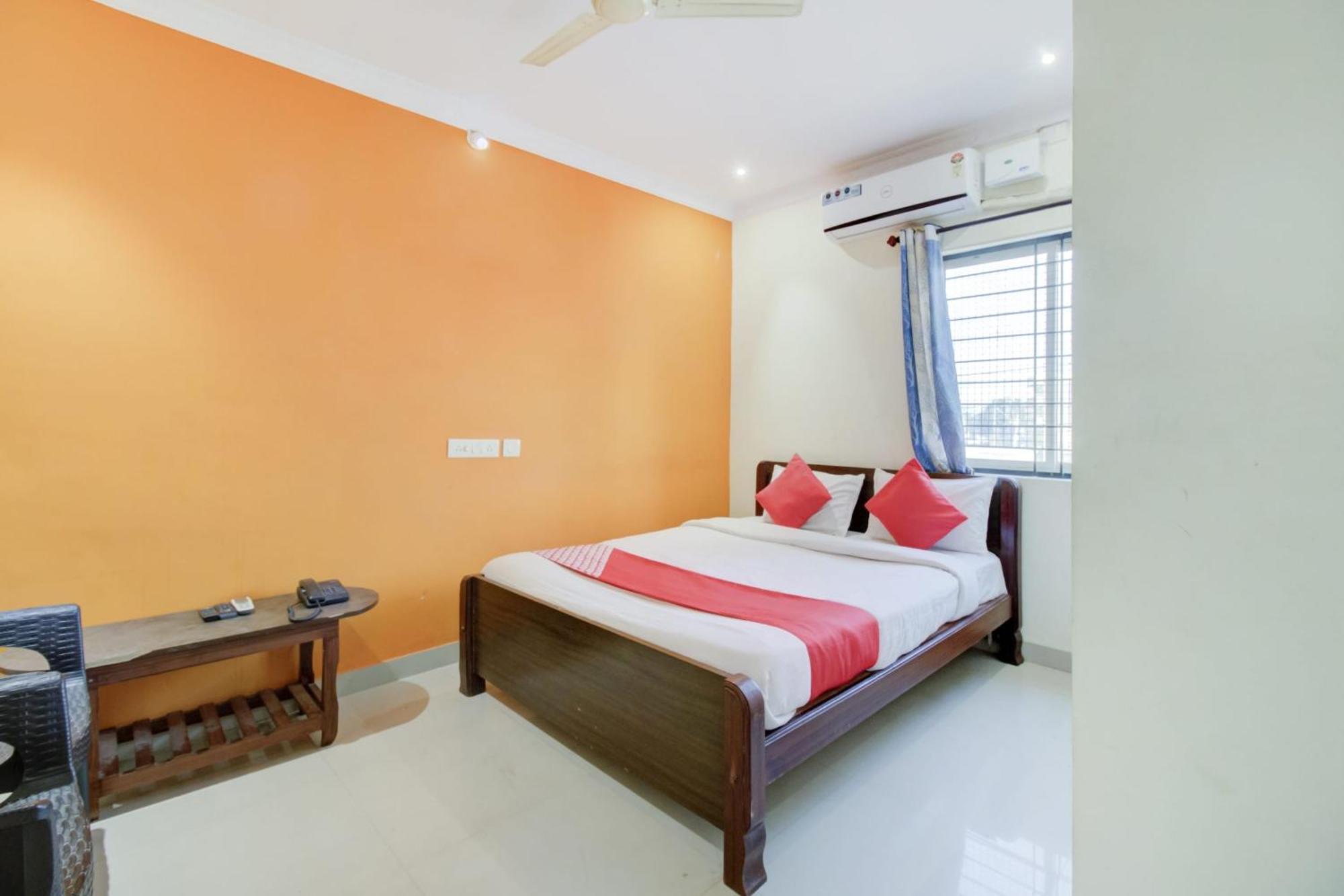 Hotel Oyo Flagship Malnad Grand 3*
