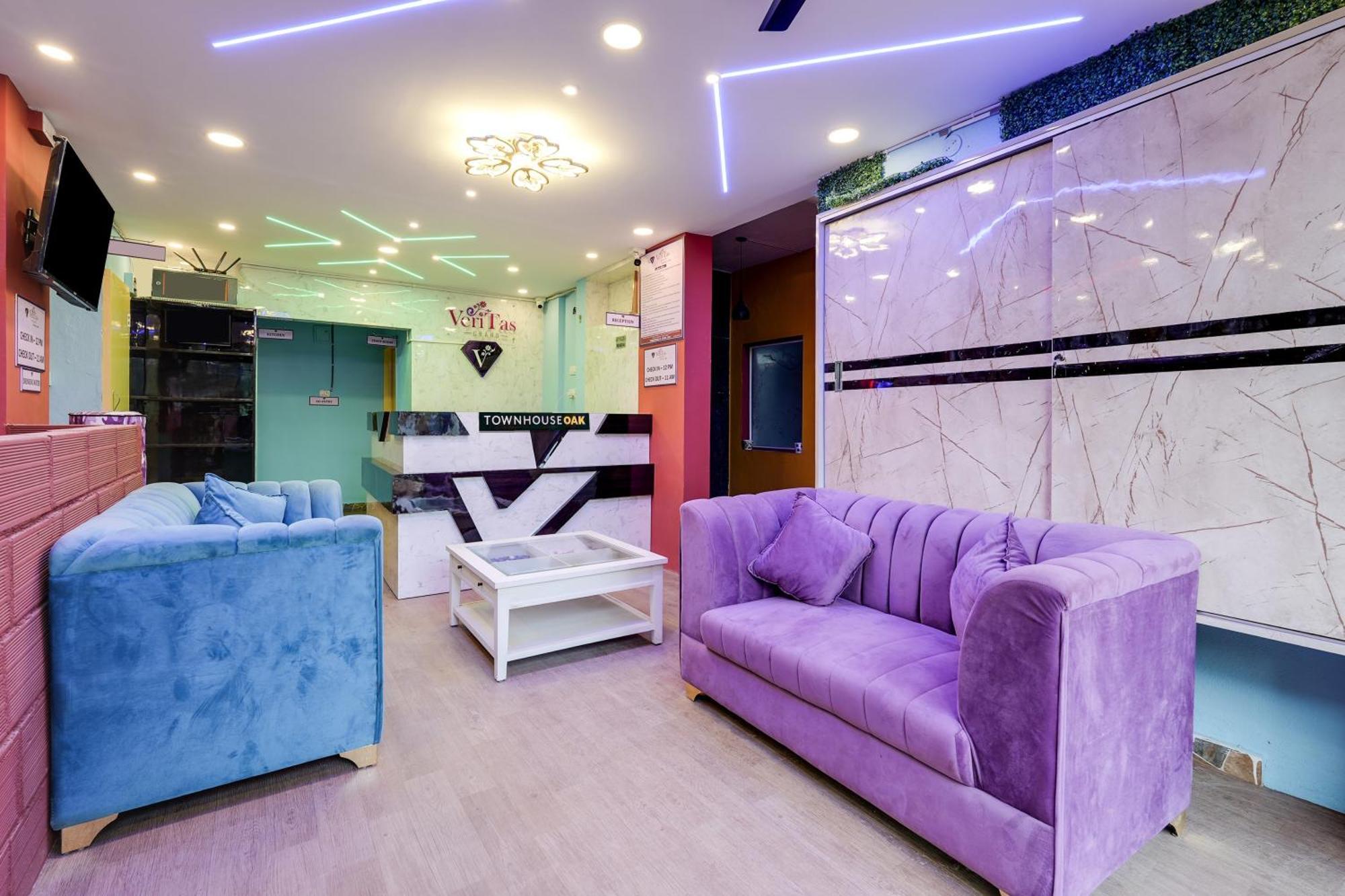 Collection O Veritas Grand Hotel 4*