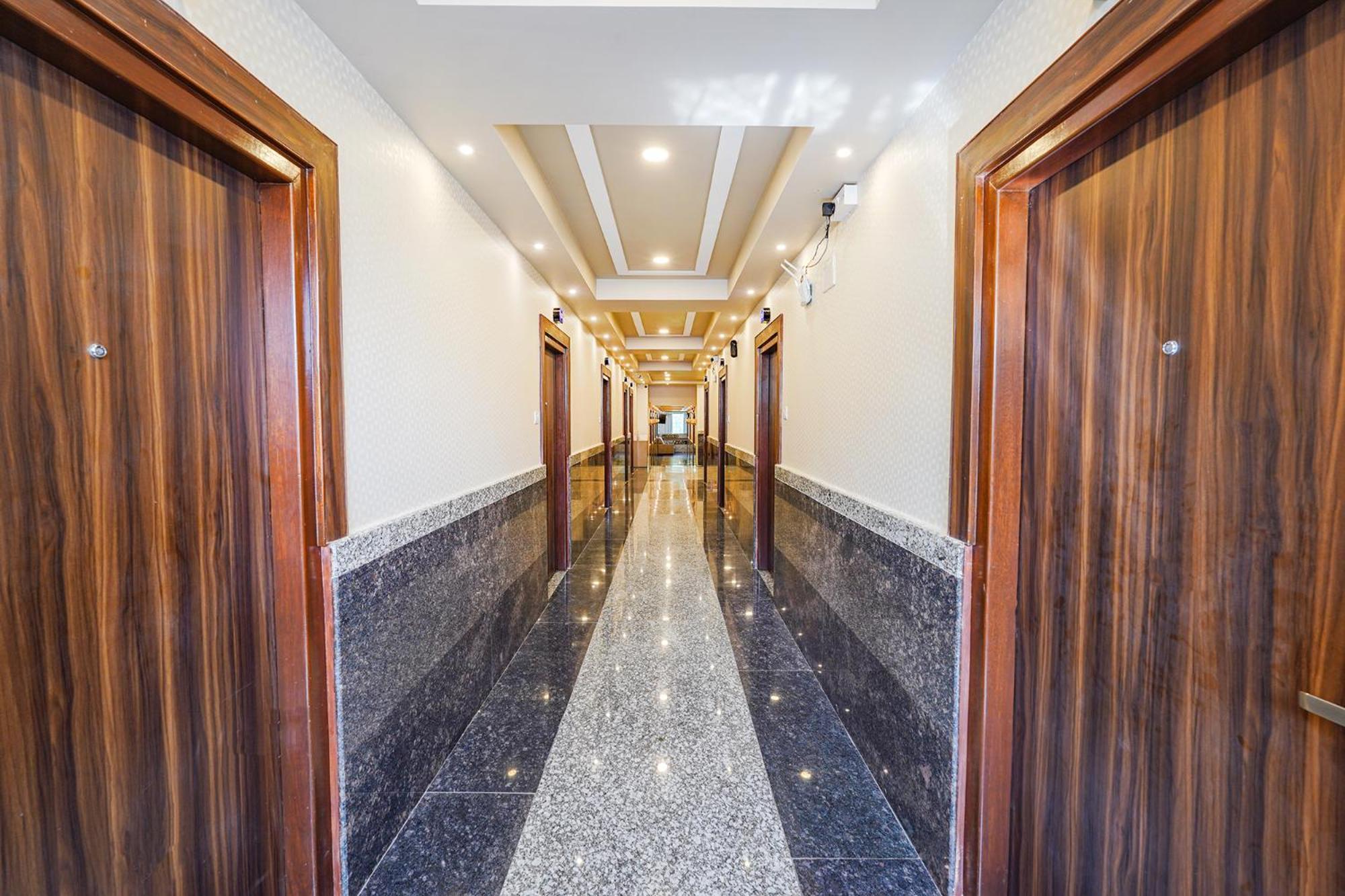 Fabhotel Grand Falcon Hotel Bangalore