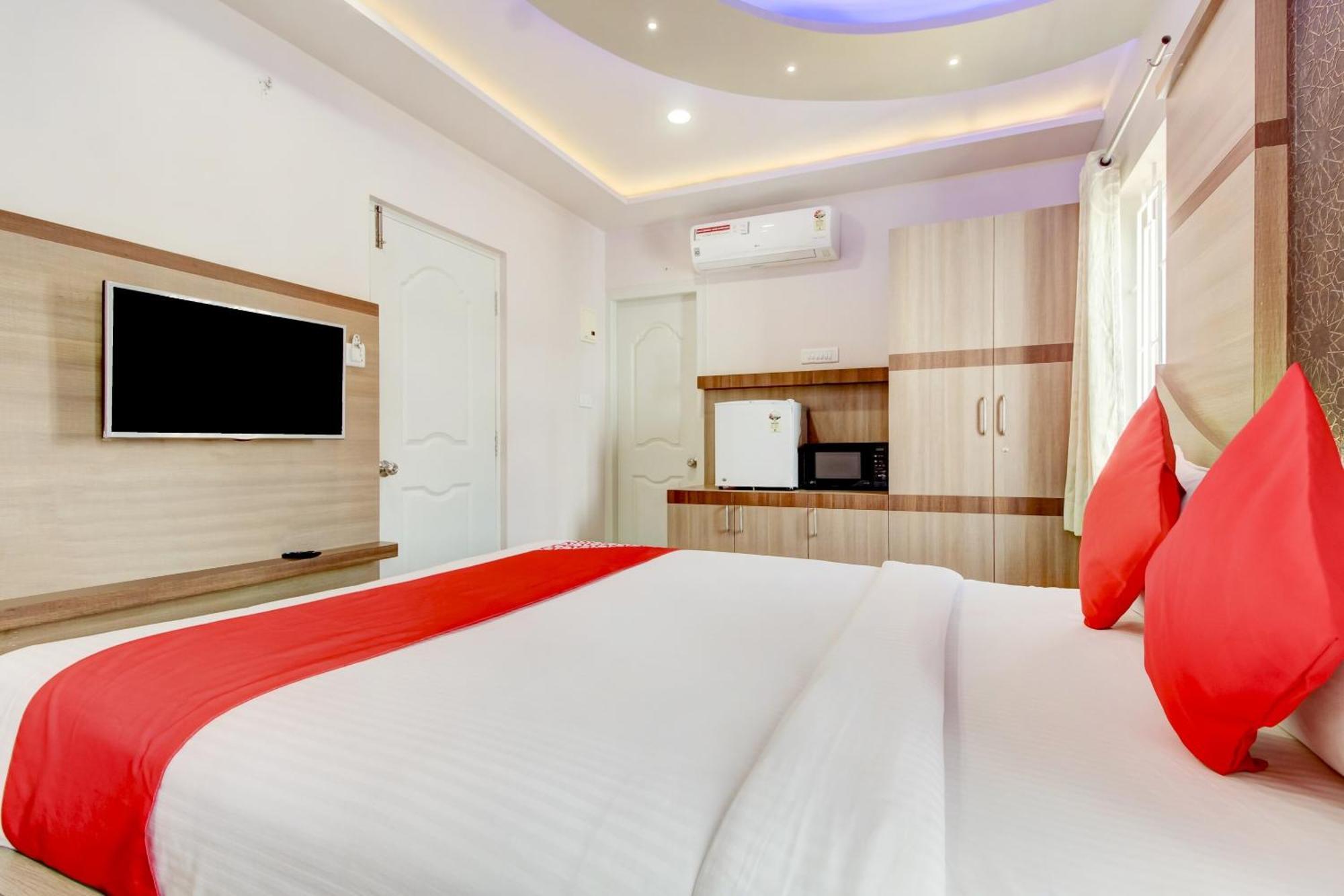 Hotel O Emara Boutique Nearby Koramangala Forum Mall 4*