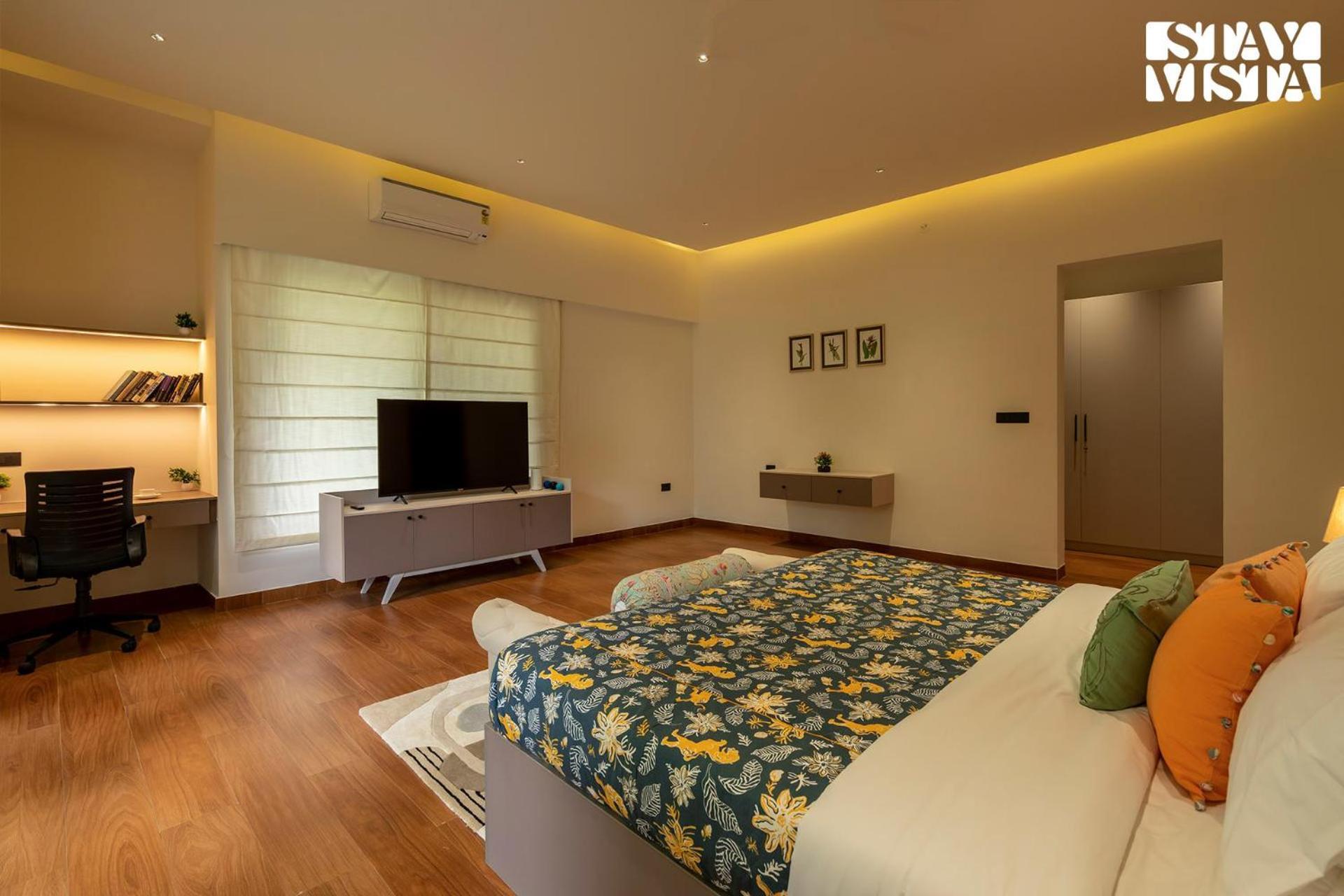 Stayvista At M With Breakfast Included * Bangalore