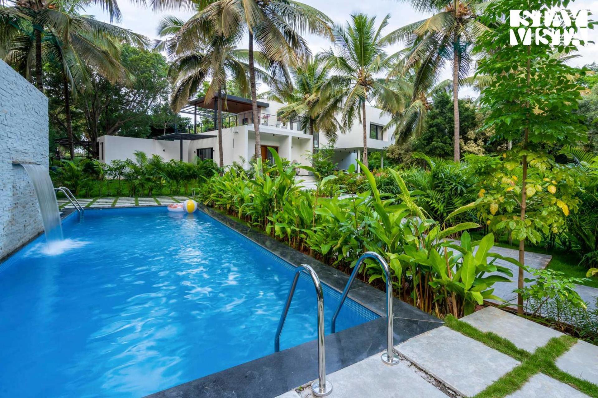 Stayvista At M With Breakfast Included Bangalore