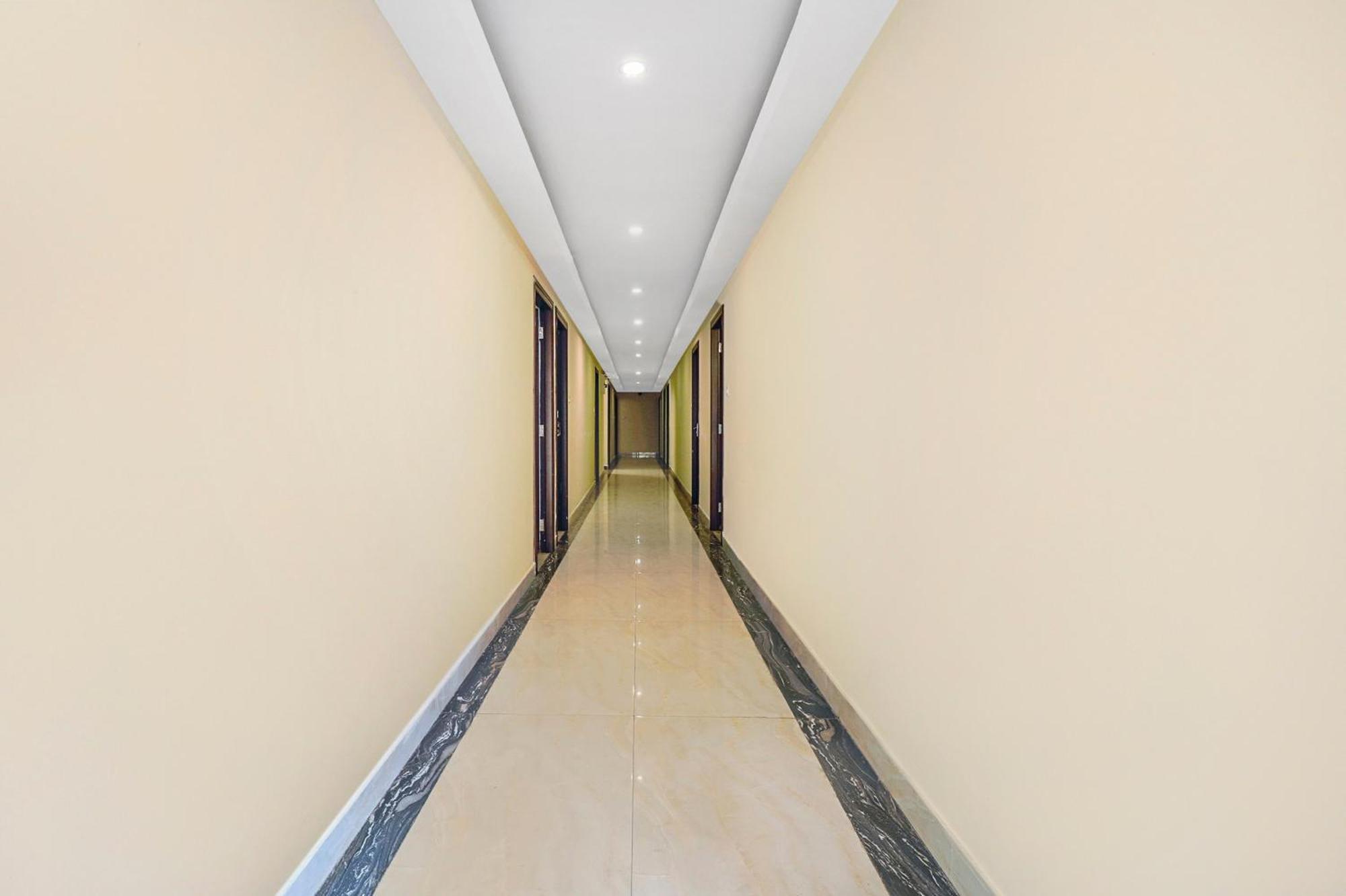 Collection O 29 Church's Near Cubbon Park 4*