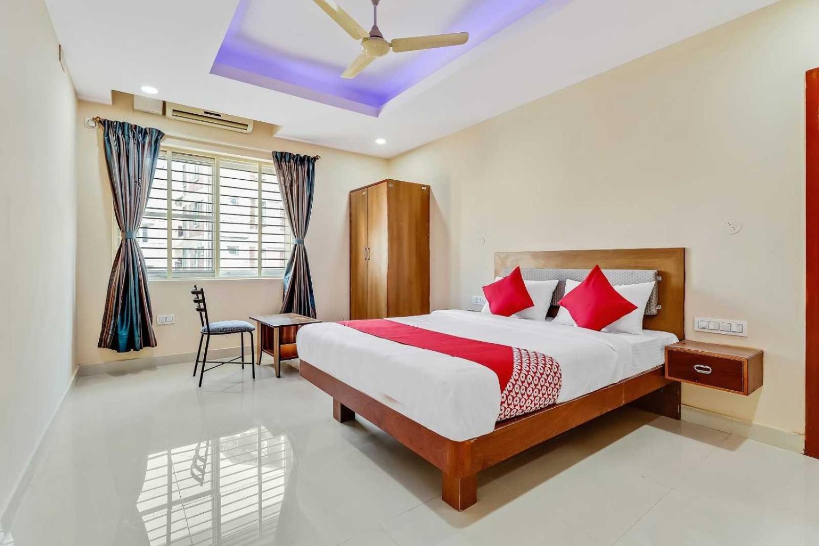Collection O Champion Paradise Hotel