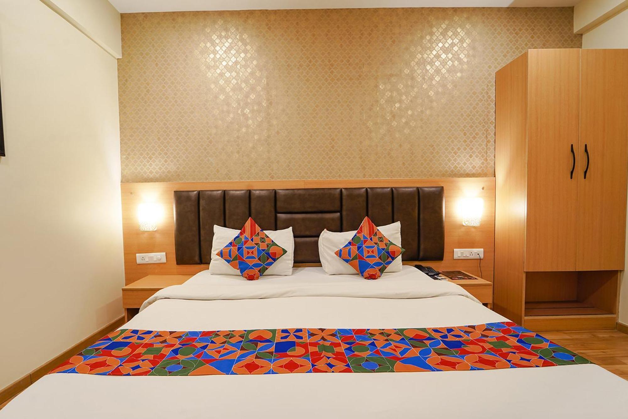 Hotel Fabhotel Radiance Boutique