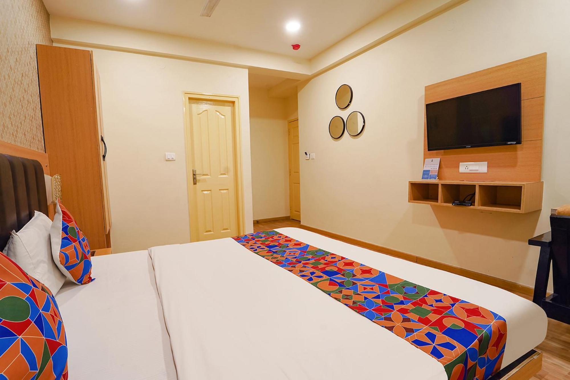 Hotel Fabhotel Radiance Boutique 3*