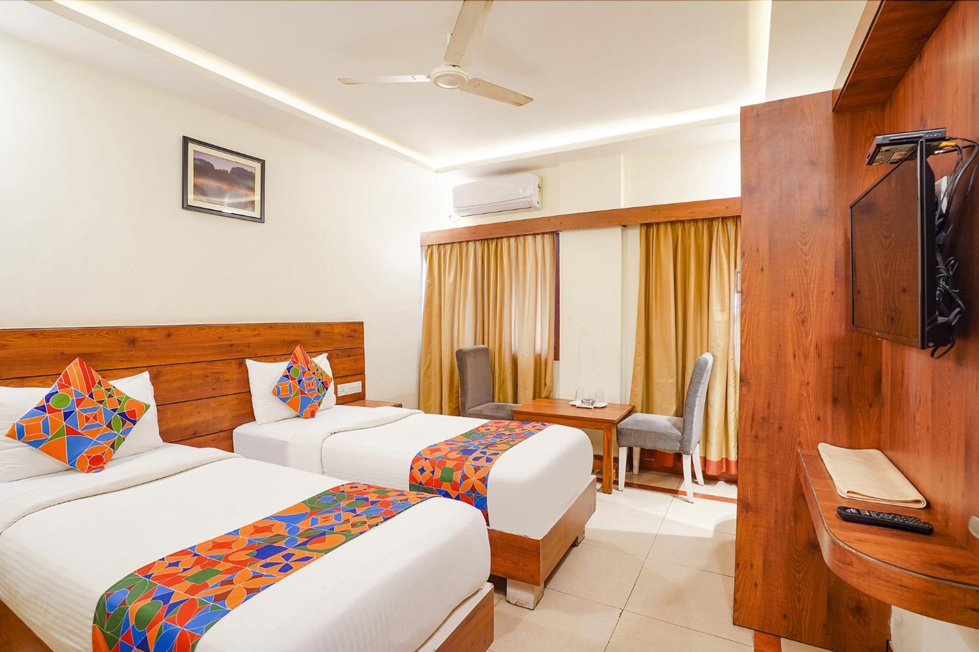 Fabhotel Savi - Nr Mantri Square Mall Hotel Bangalore