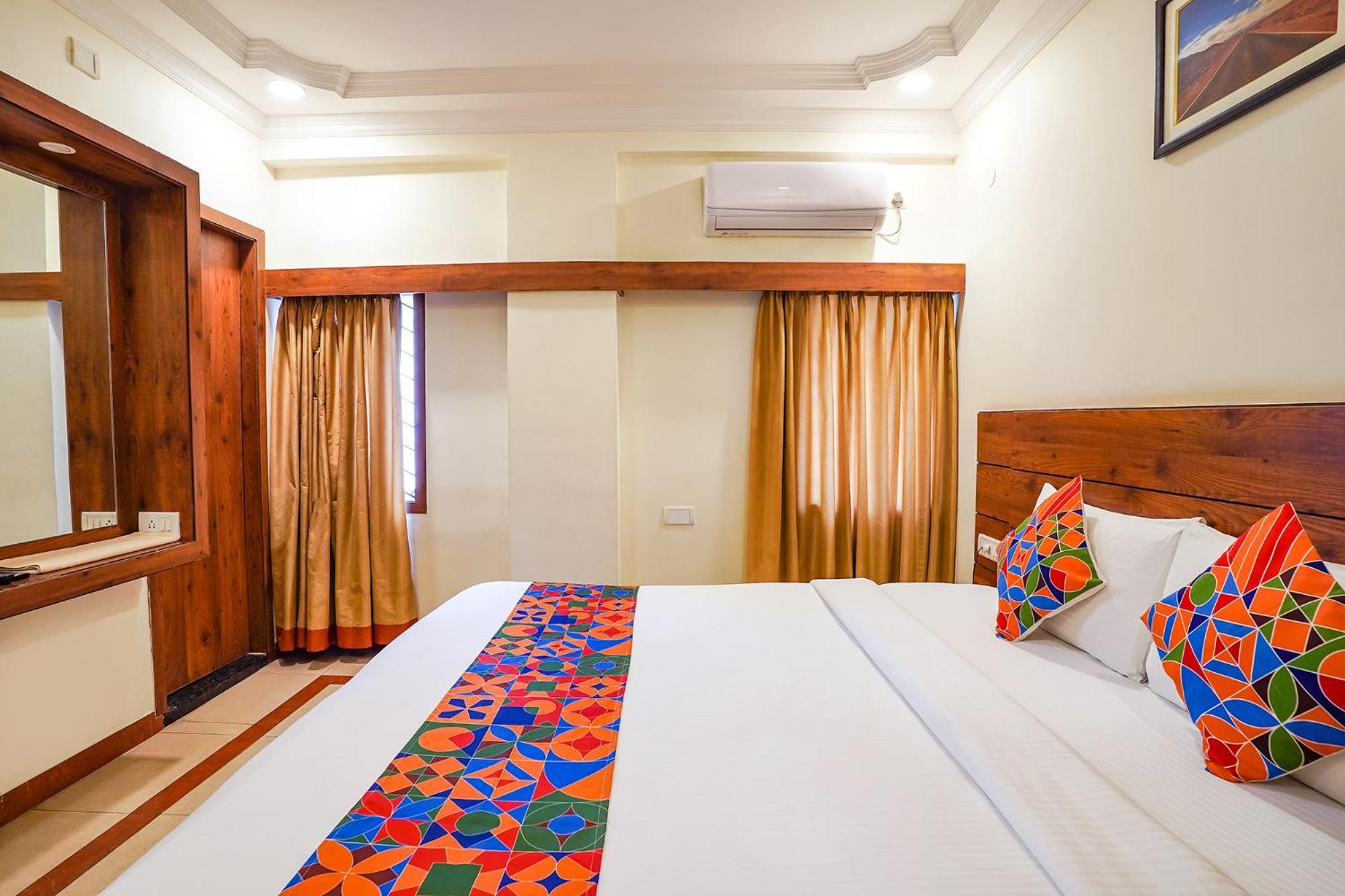 Hotel Fabhotel Savi - Nr Mantri Square Mall Bangalore