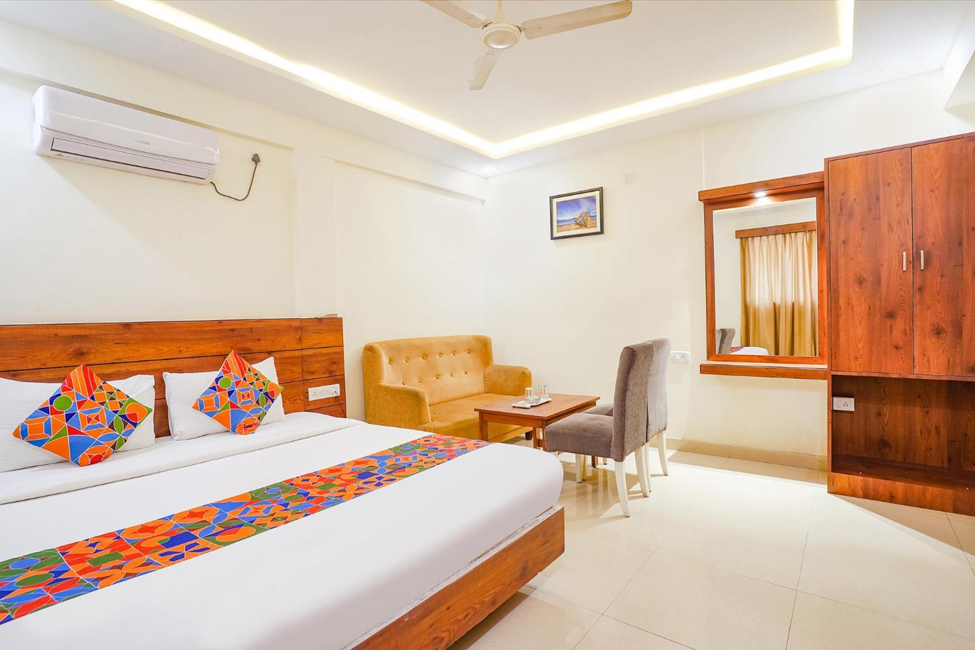 Hotel Fabhotel Savi - Nr Mantri Square Mall Bangalore