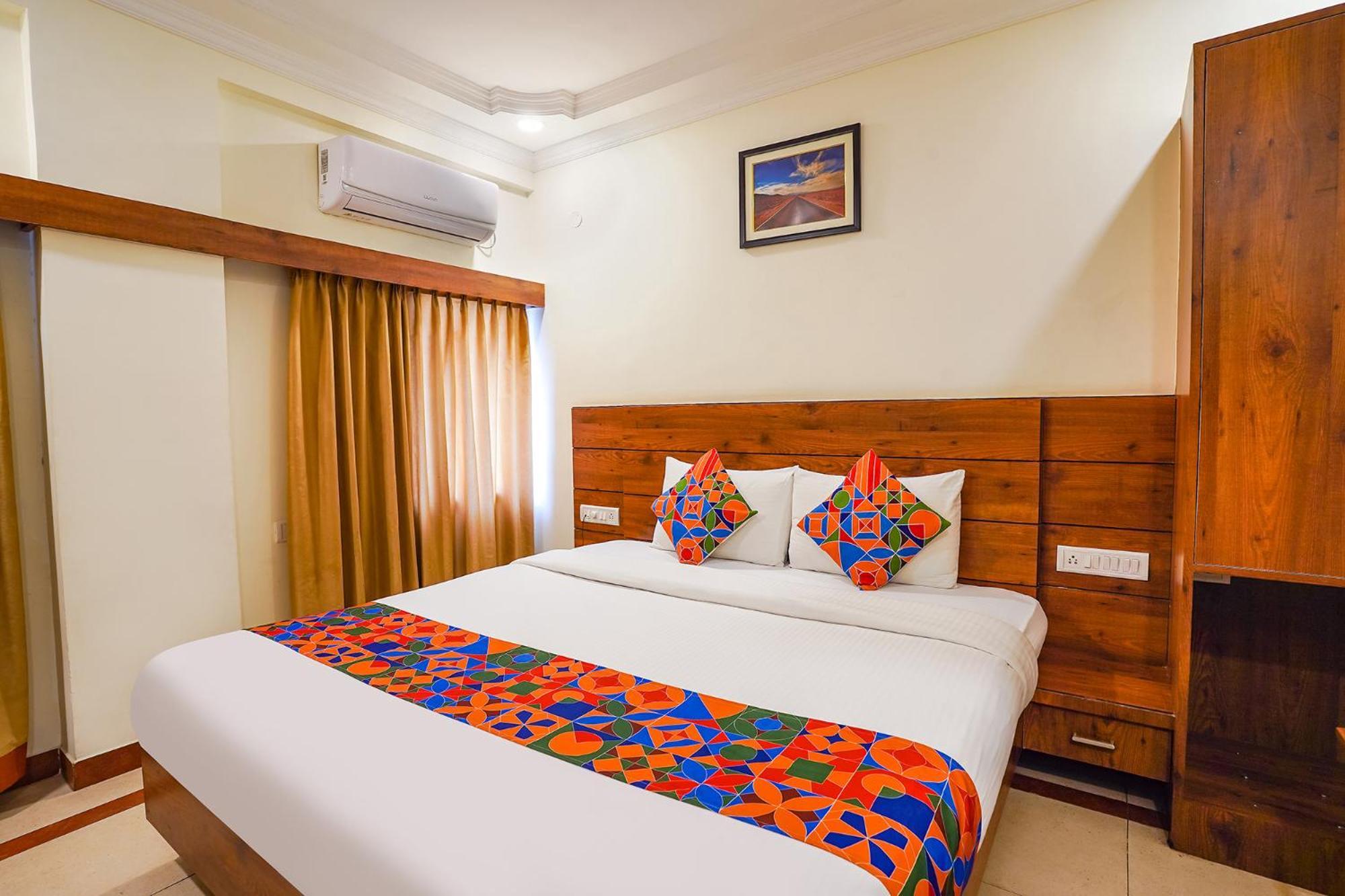 Fabhotel Savi - Nr Mantri Square Mall 3* Bangalore