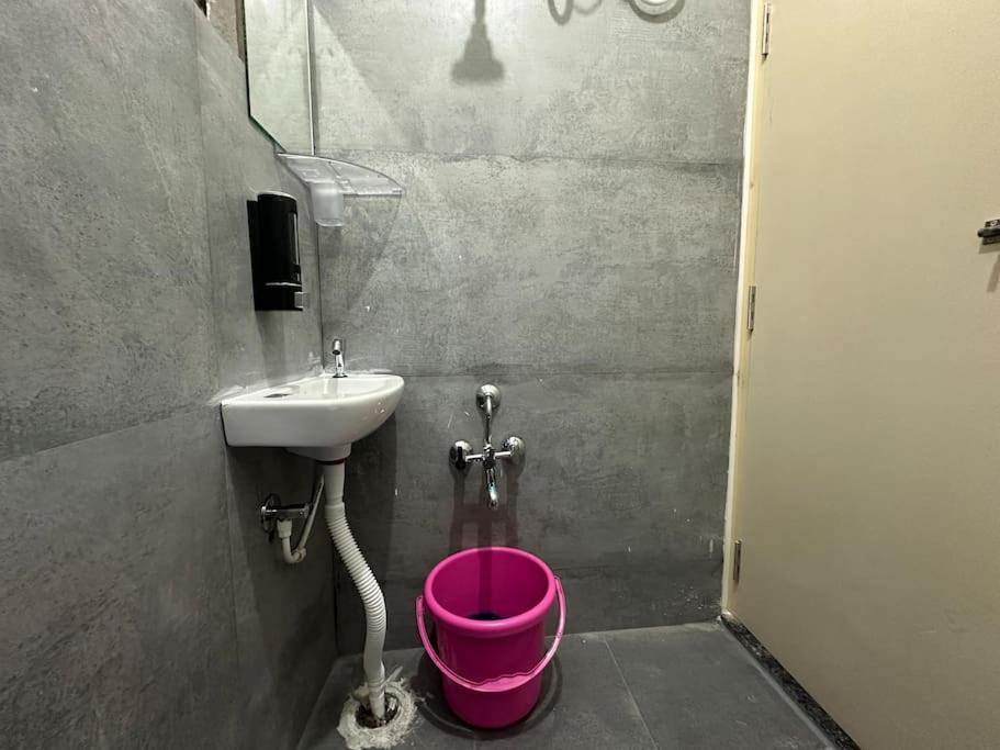 Compact 1bhk In Haralur Near Hsr 4th Floor 402