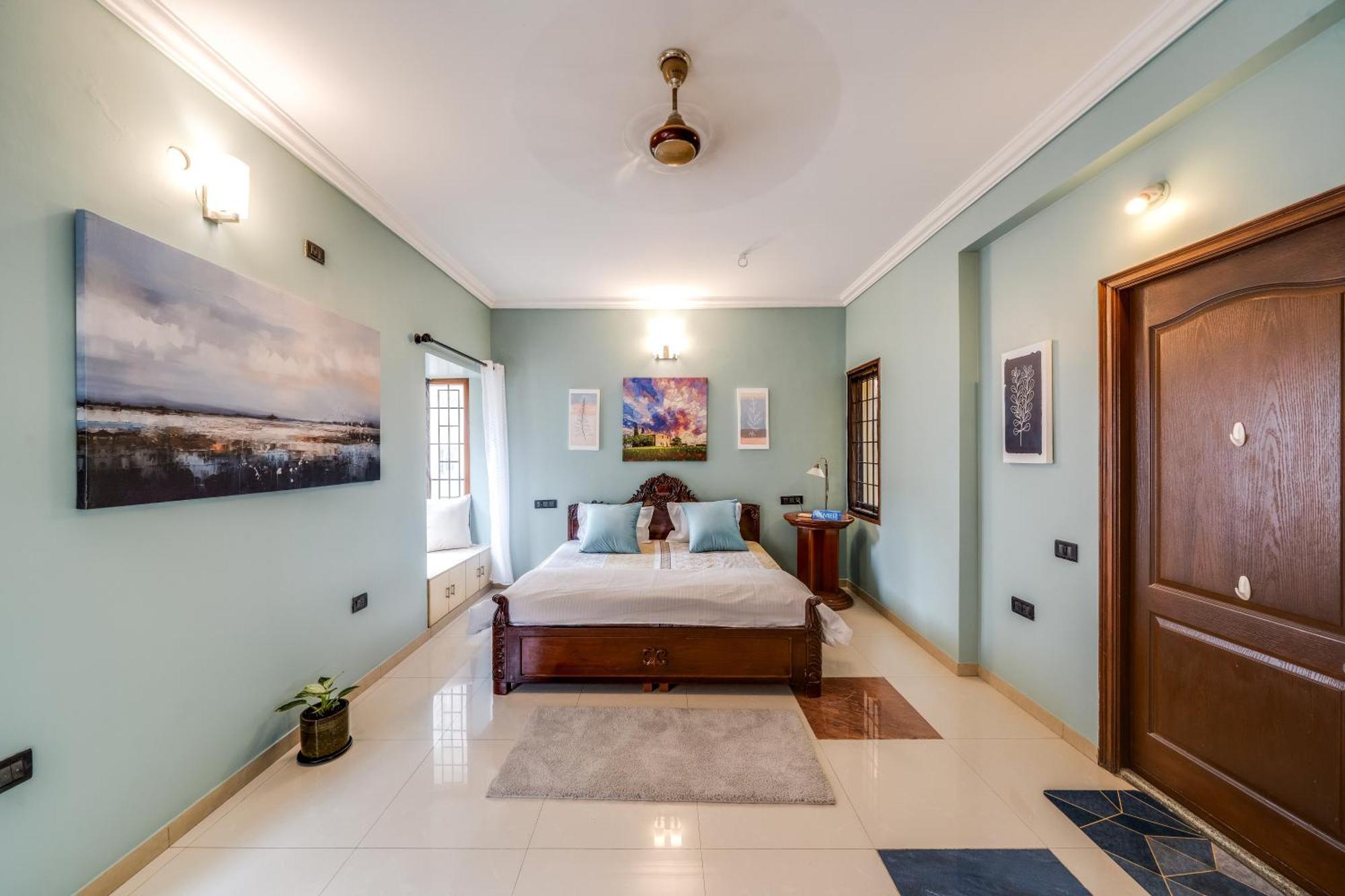 Waterfall Manor Luxury Villa