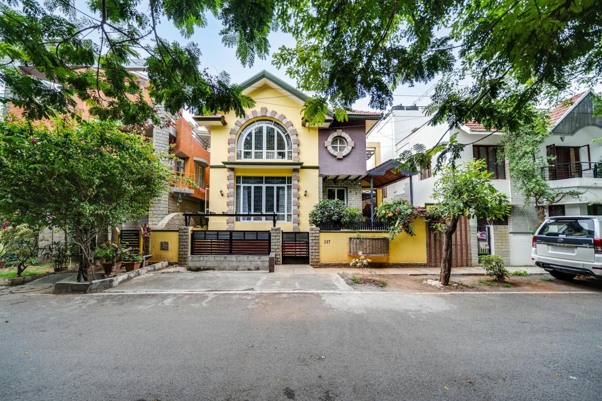 Waterfall Manor Luxury * Bangalore