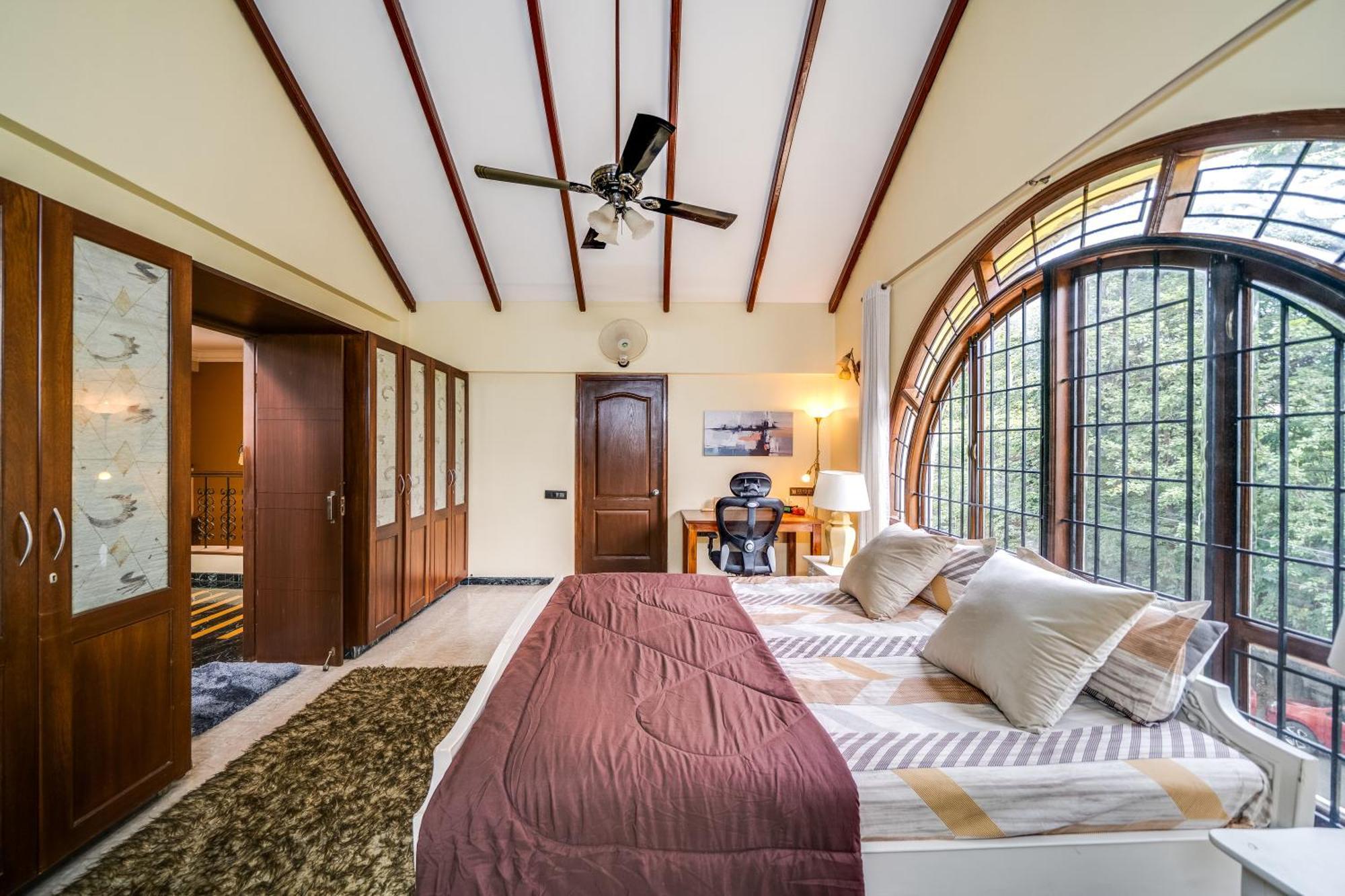 Villa Waterfall Manor Luxury *