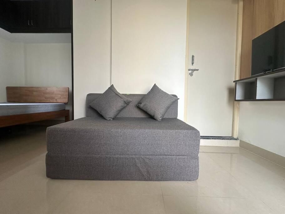 Compact Studio In Haralur Near Hsr 1st Floor 101