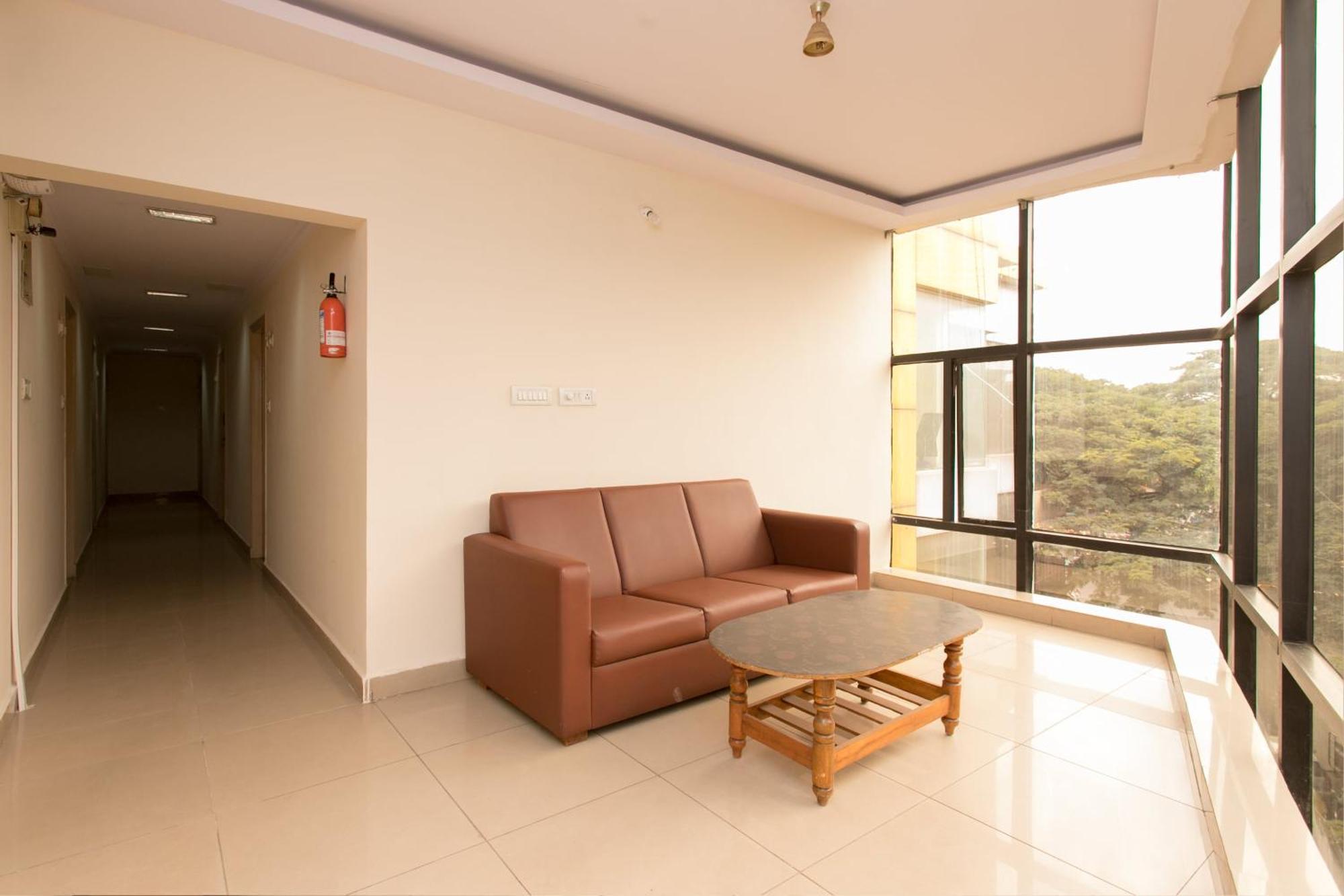O Rajmahal Boarding & 3* Bangalore