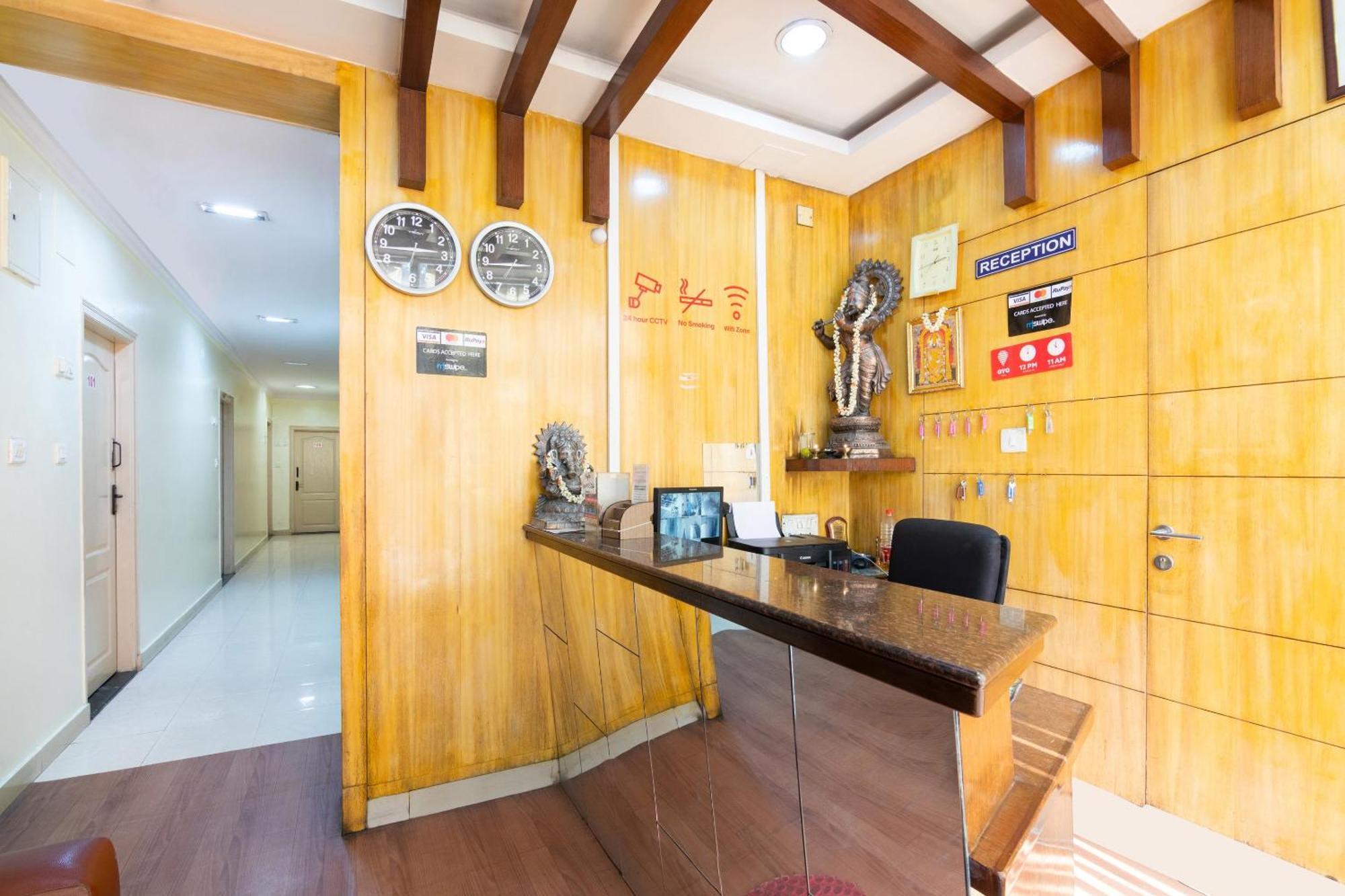 Hotel O Rajmahal Boarding &