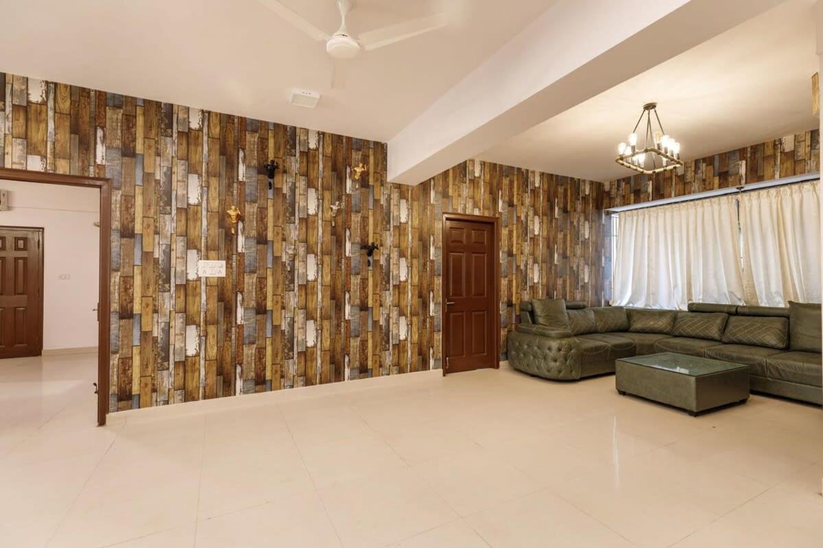 Opulence By Red Olive 3bhk Ac Manyata Tech Park Bangalore