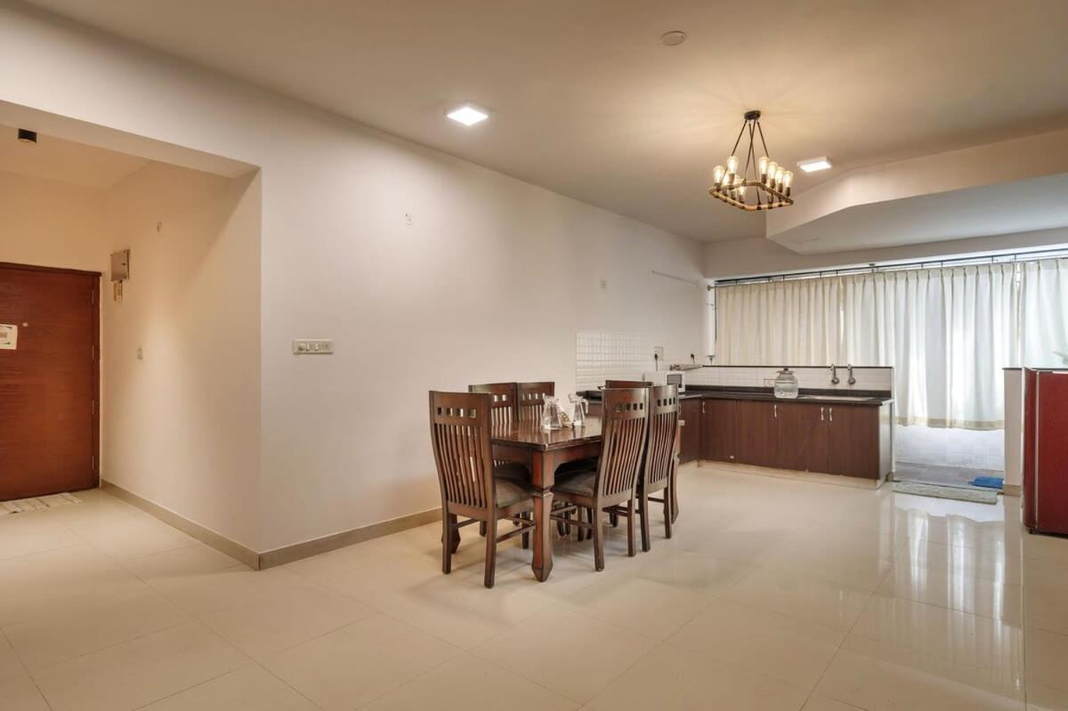 Apartment Opulence By Red Olive 3bhk Ac Manyata Tech Park