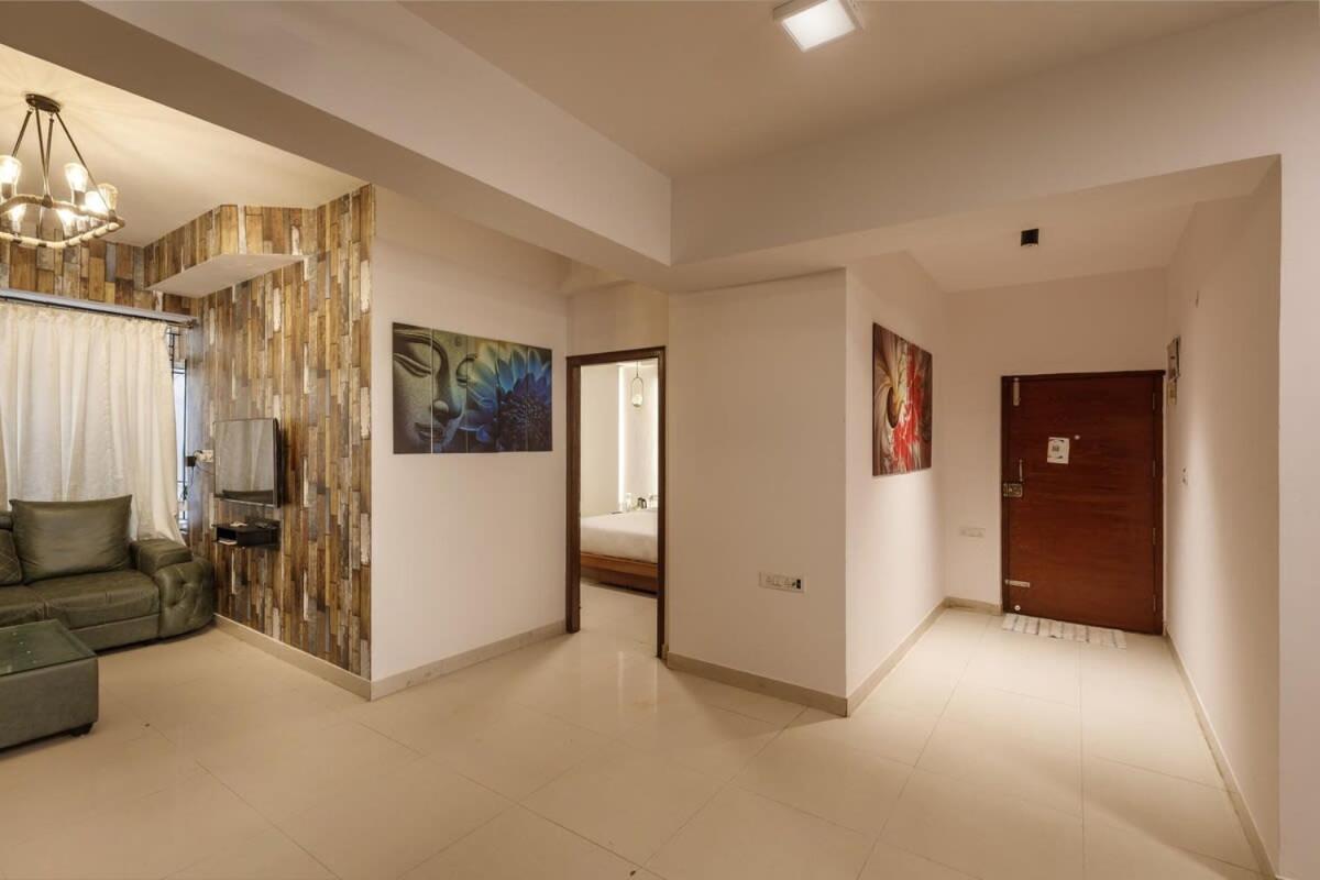 Opulence By Red Olive 3bhk Ac Manyata Tech Park Apartment