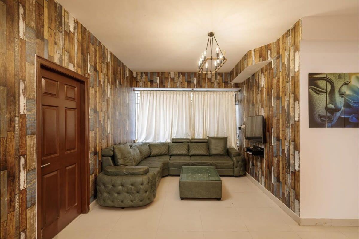 Opulence By Red Olive 3bhk Ac Manyata Tech Park Apartment Bangalore