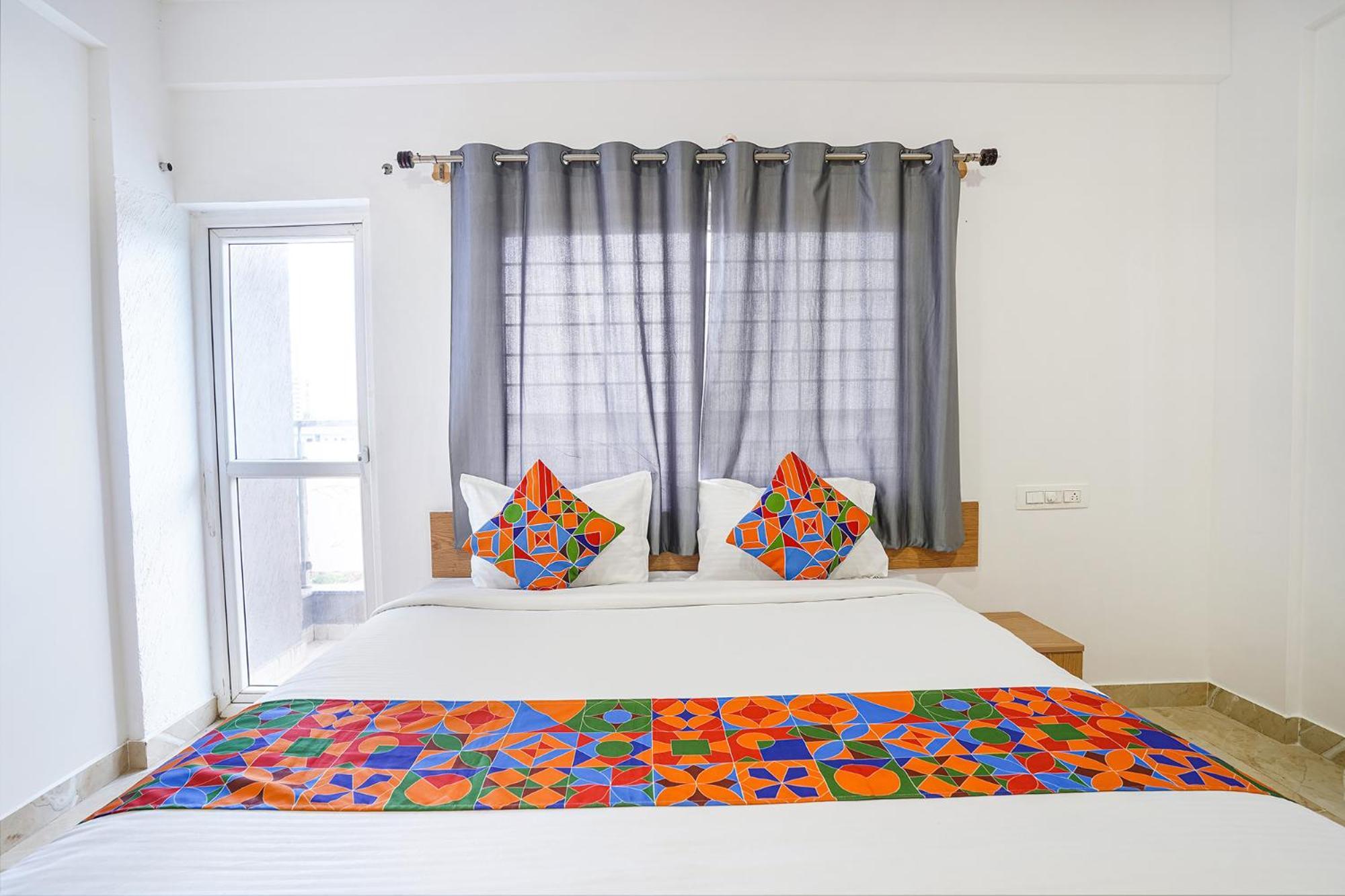 Fabhotel Humming Hotel 3*
