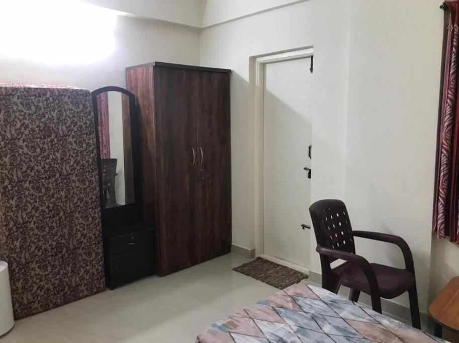 Servostay New 2 Bhk With Parking, Balcony & Gas Stove In Begur Between Electronic & Hsr Layout Apartment *