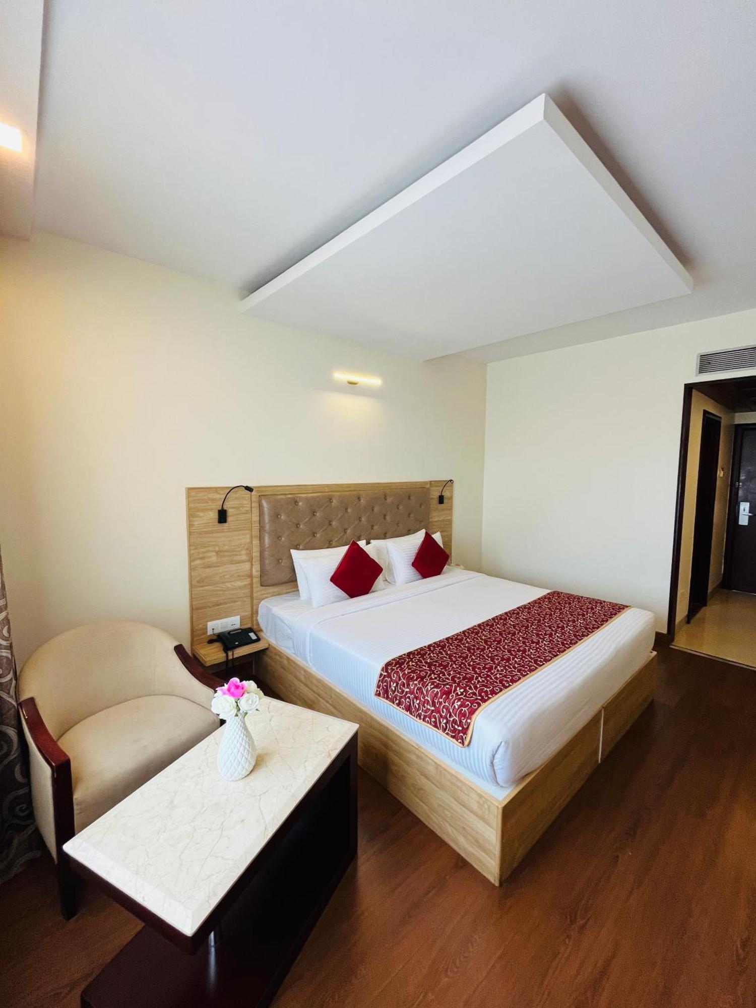 Abhimaani Vasathi, Rajajinagar Hotel 3*