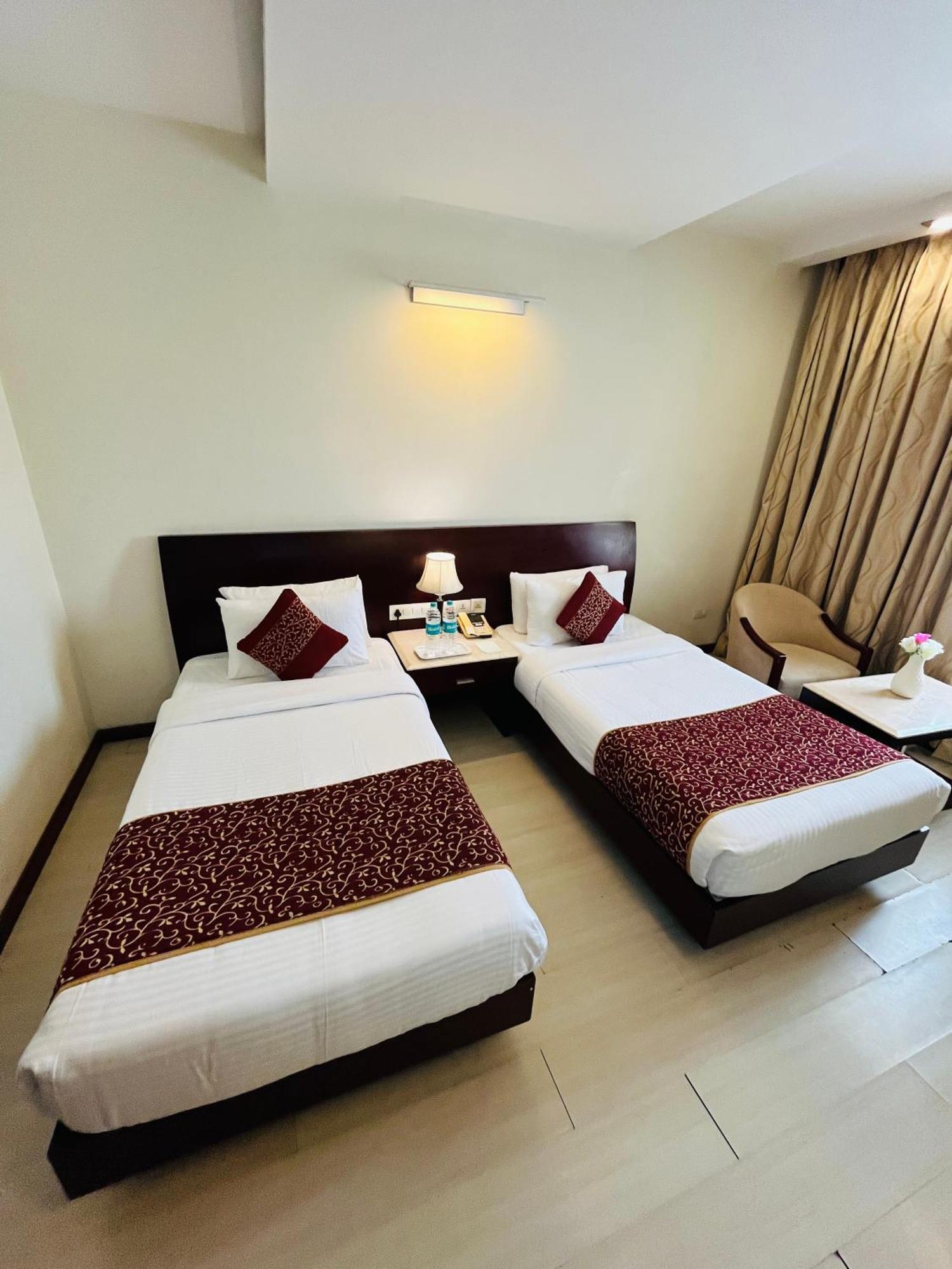 Hotel Abhimaani Vasathi, Rajajinagar 3*