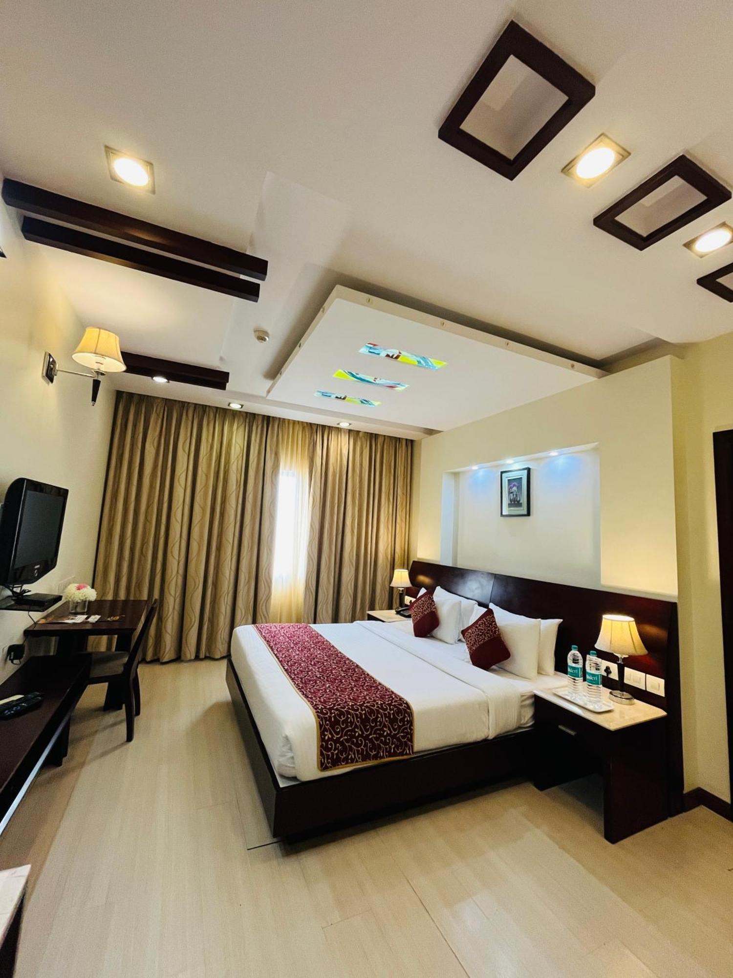Abhimaani Vasathi, Rajajinagar 3* Bangalore