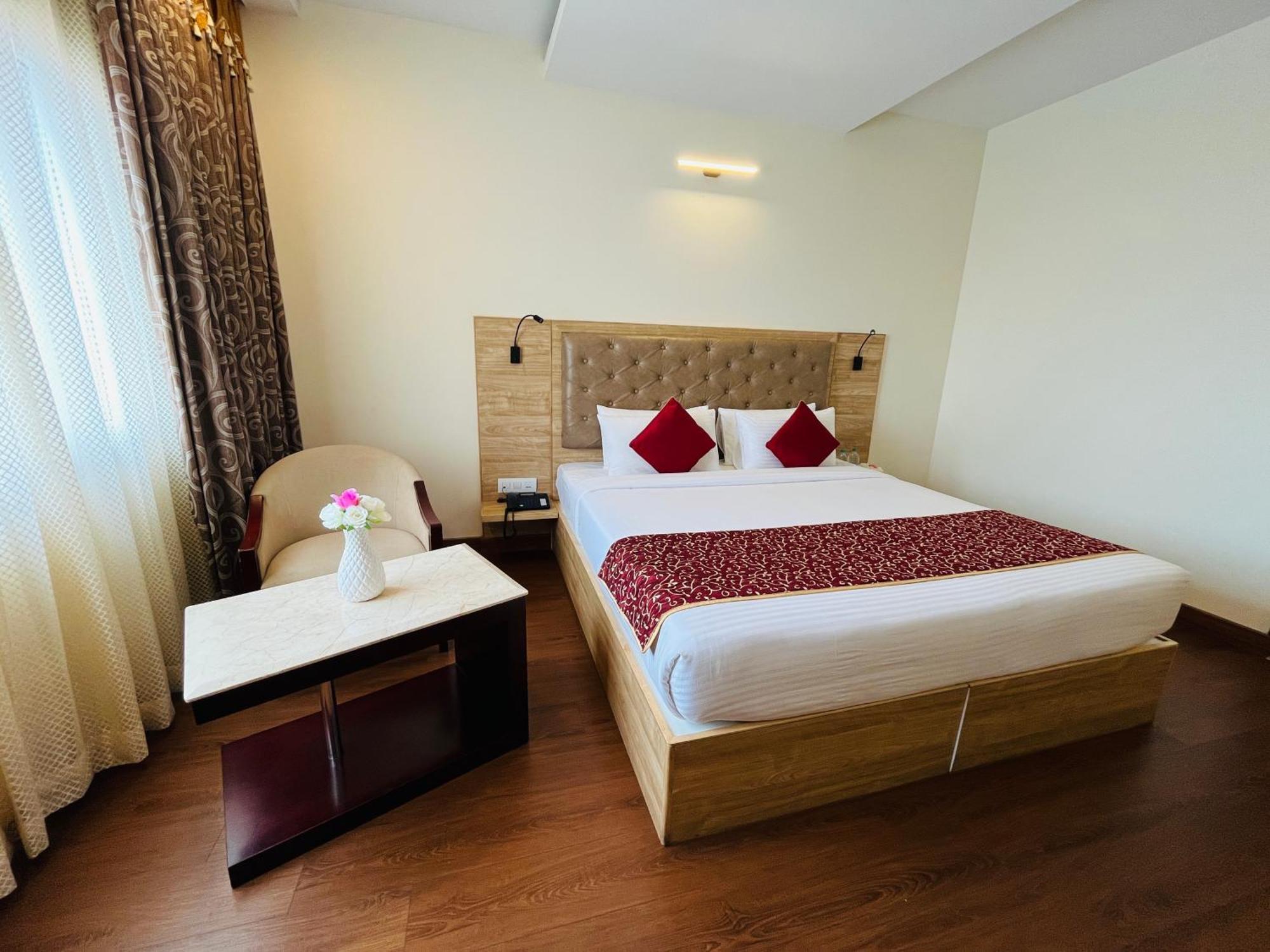 Abhimaani Vasathi, Rajajinagar 3* Bangalore