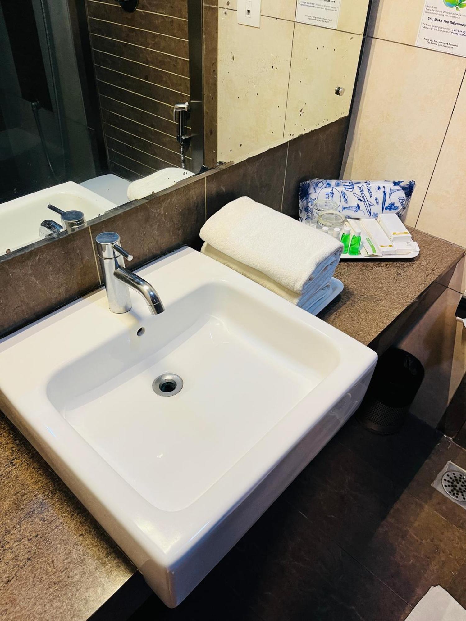 Abhimaani Vasathi, Rajajinagar