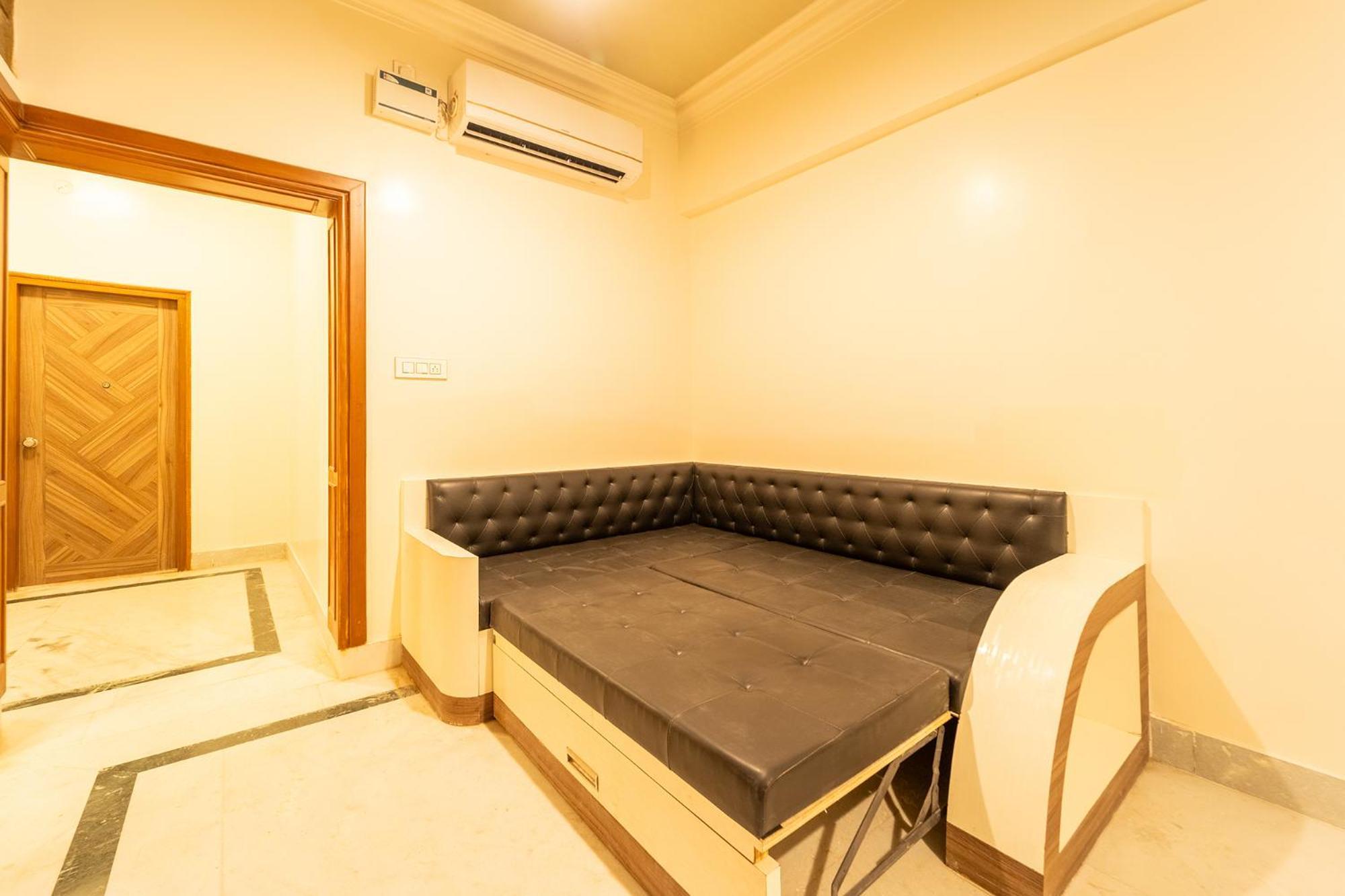 Fabhotel Prime Seasons Hbr Hotel